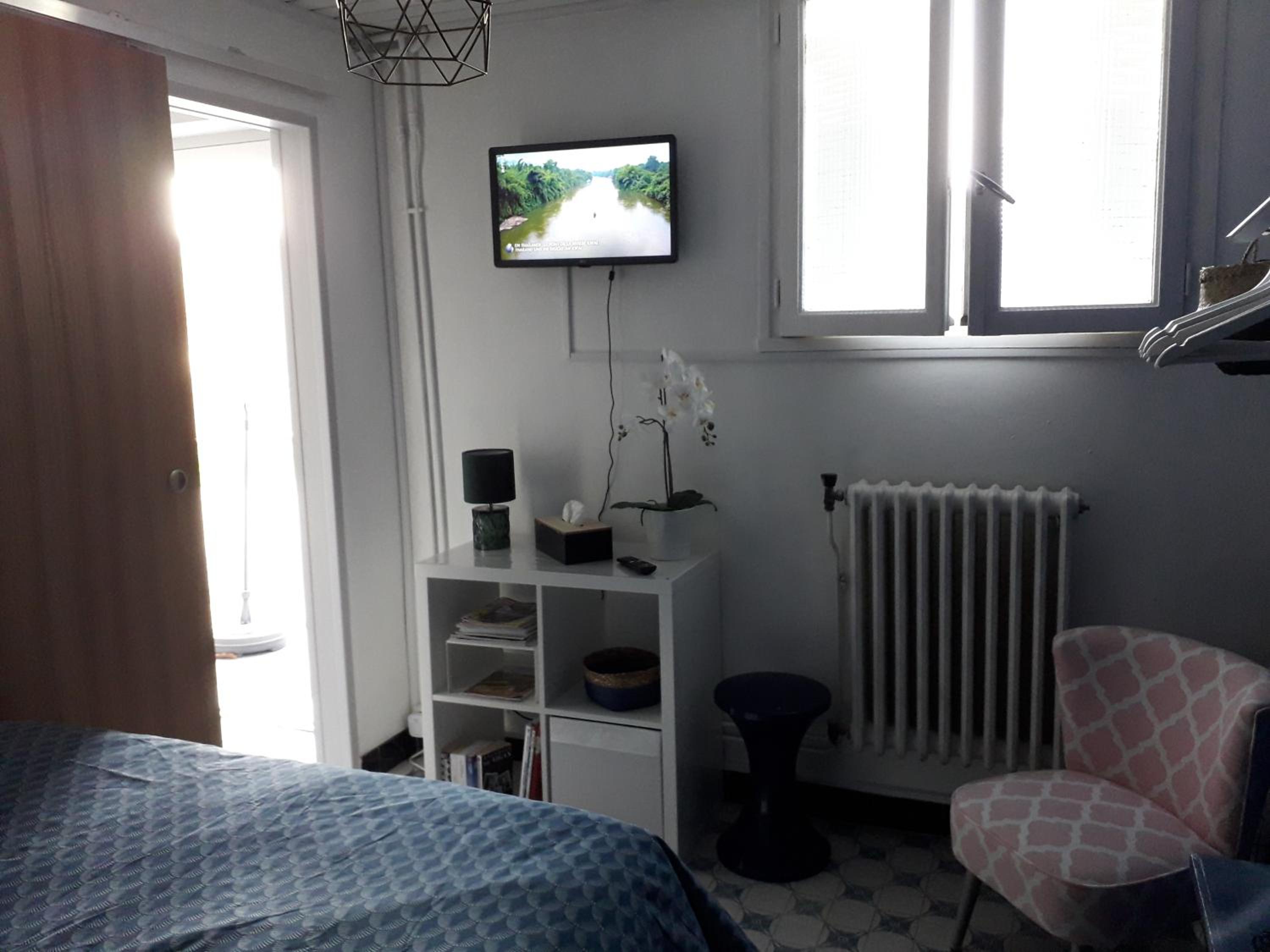 STUDIO coquet Terrasses de Saint Germain