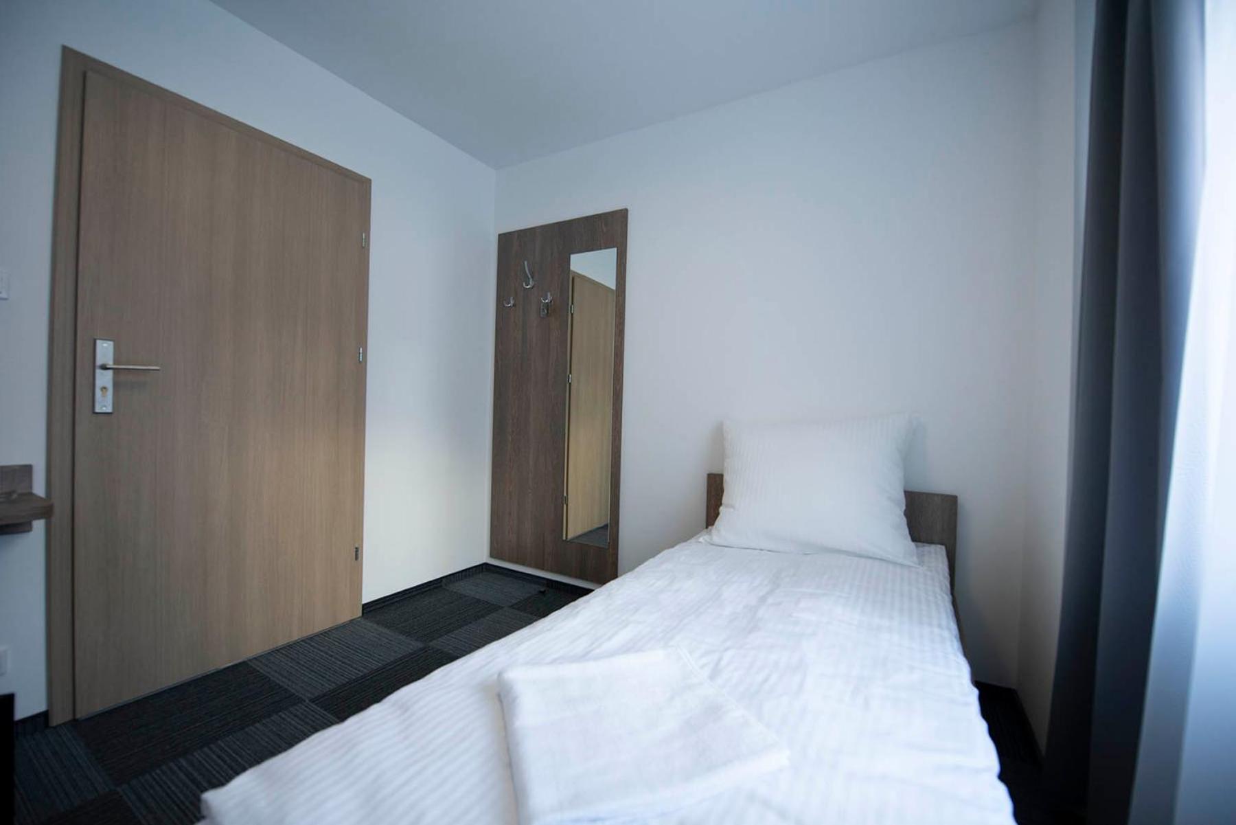Hostel SMS, Foto 26