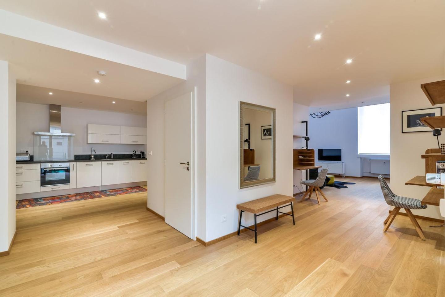High Standing Comfortable Loft 125m2 city center view 3