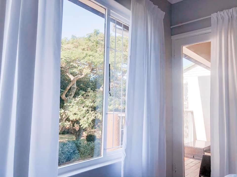 Newly Renovated 2 bed Apartment - Kingston Estate view 5