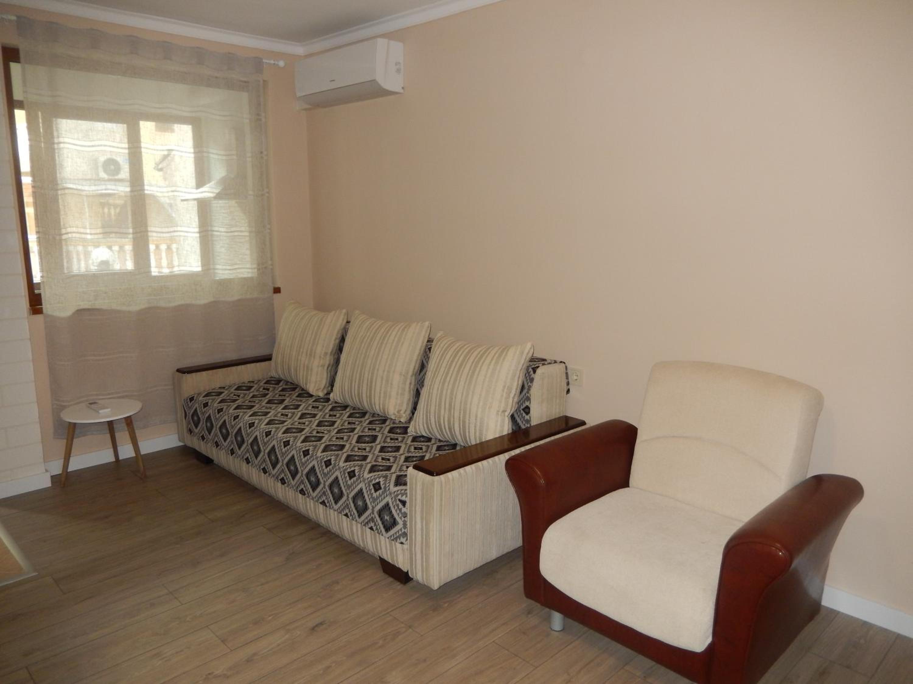 LERA APARTMENT
