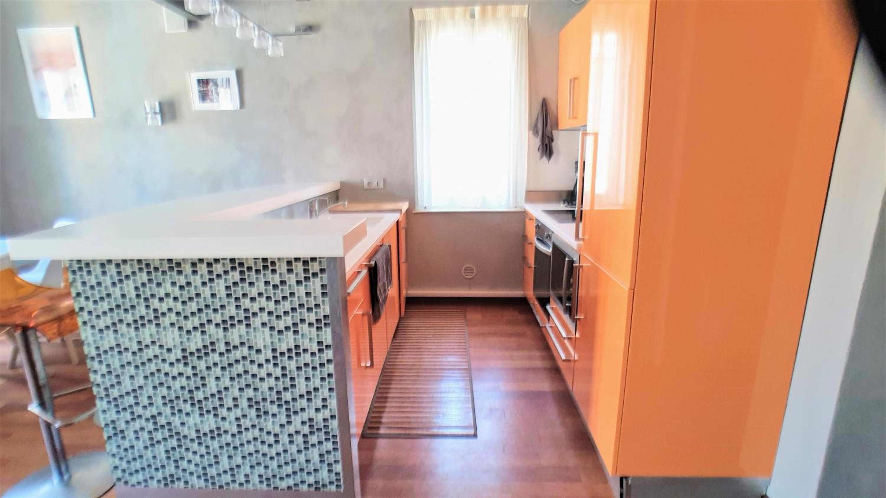 Appart'hôtel Luxe Vieil Antibes 75 m2 avec Parking plages à pieds