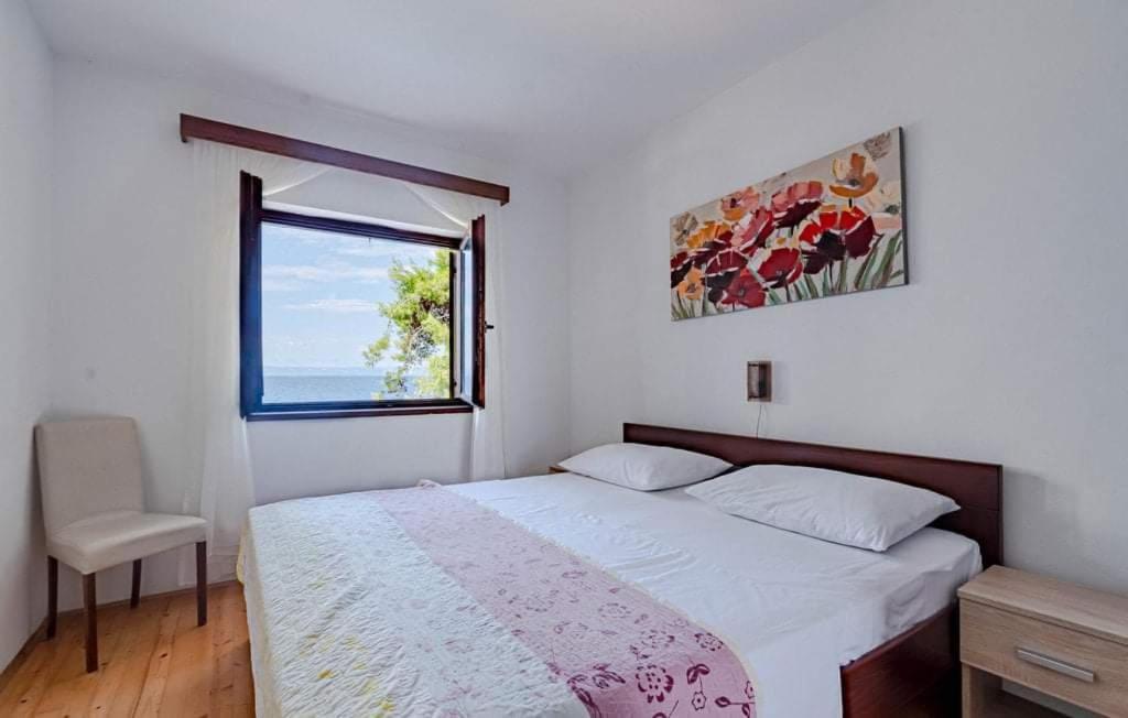 Beachfront Villa Tempera with Seaview view 4
