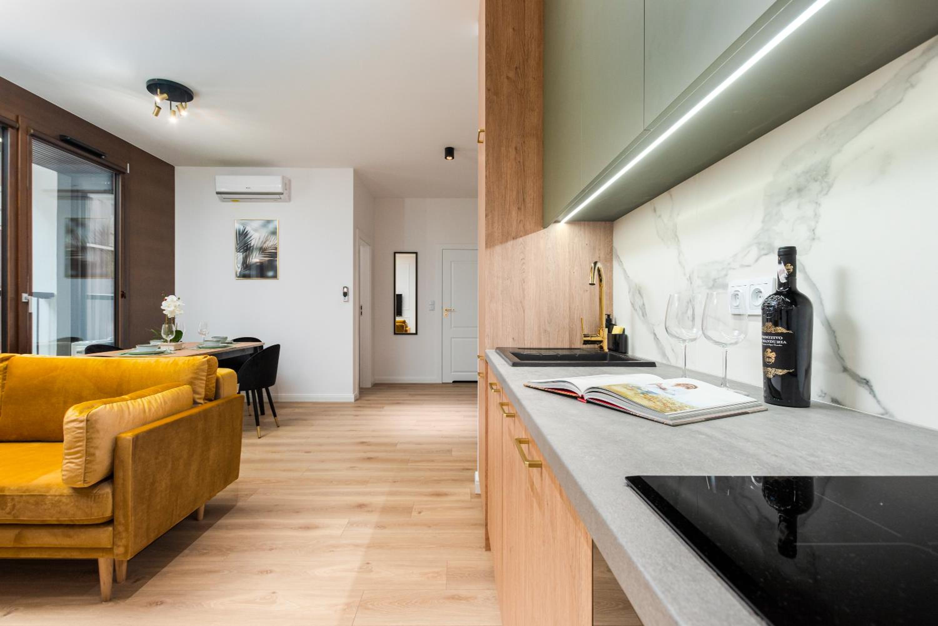 BG Premium Apartments Browary Warszawskie view 2