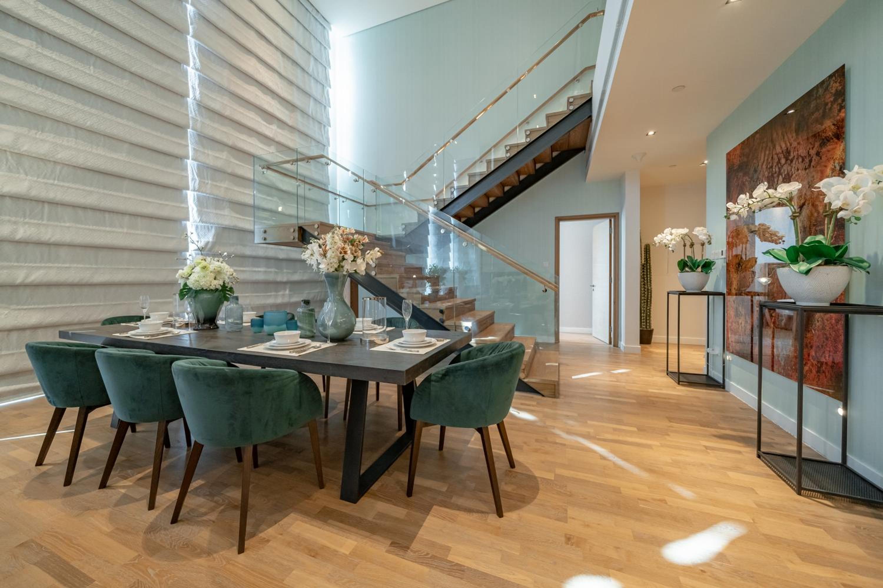 HiGuests - Stunning Family Size Apt with Panoramic Views