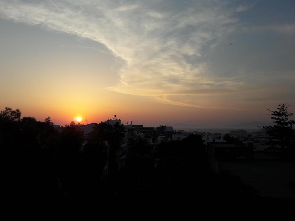 4. Sea view luxury suite for 4 in Rhodes centre!