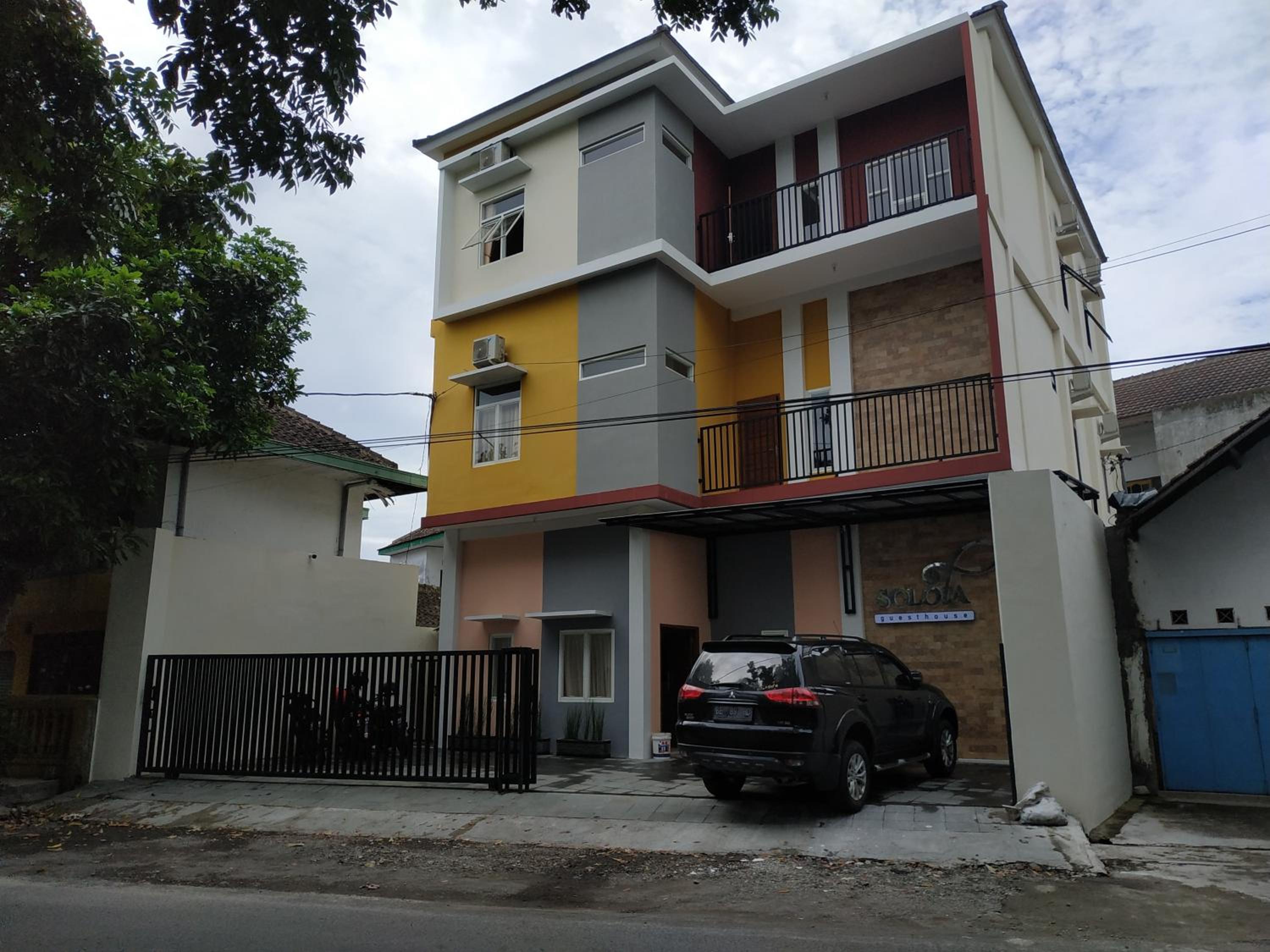 Solota Kostel Syariah