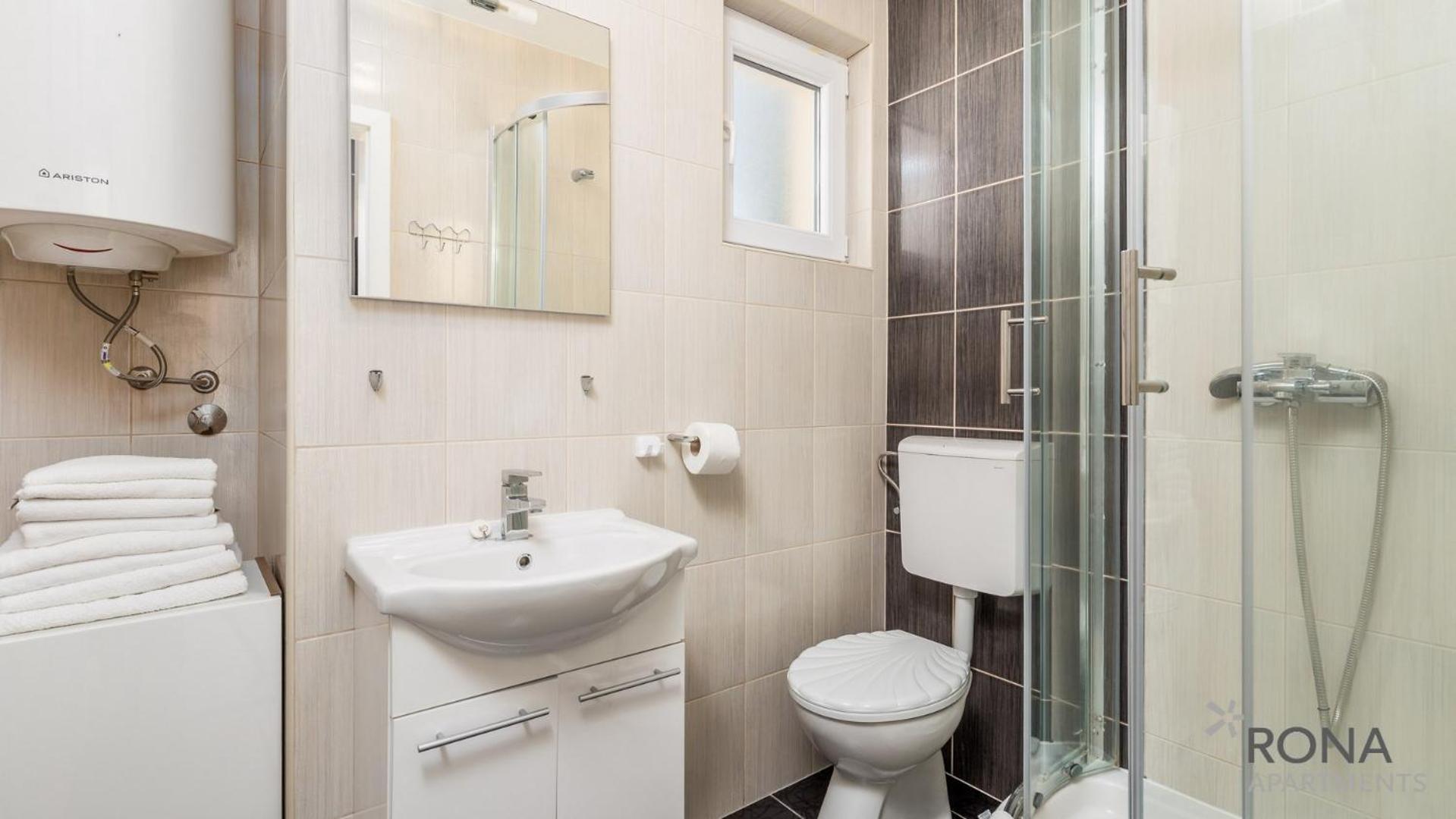 Rona Apartments Zlatko view 4