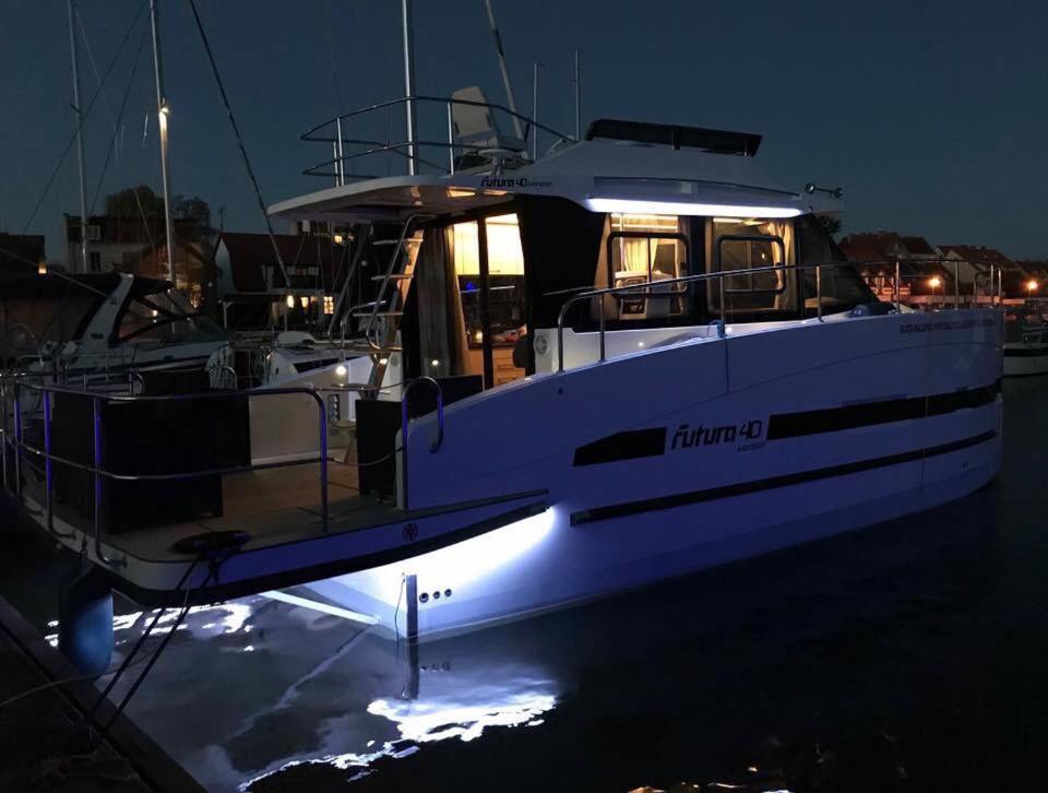 Jacht motorowy Futura 40 FLY Grand Horizon
