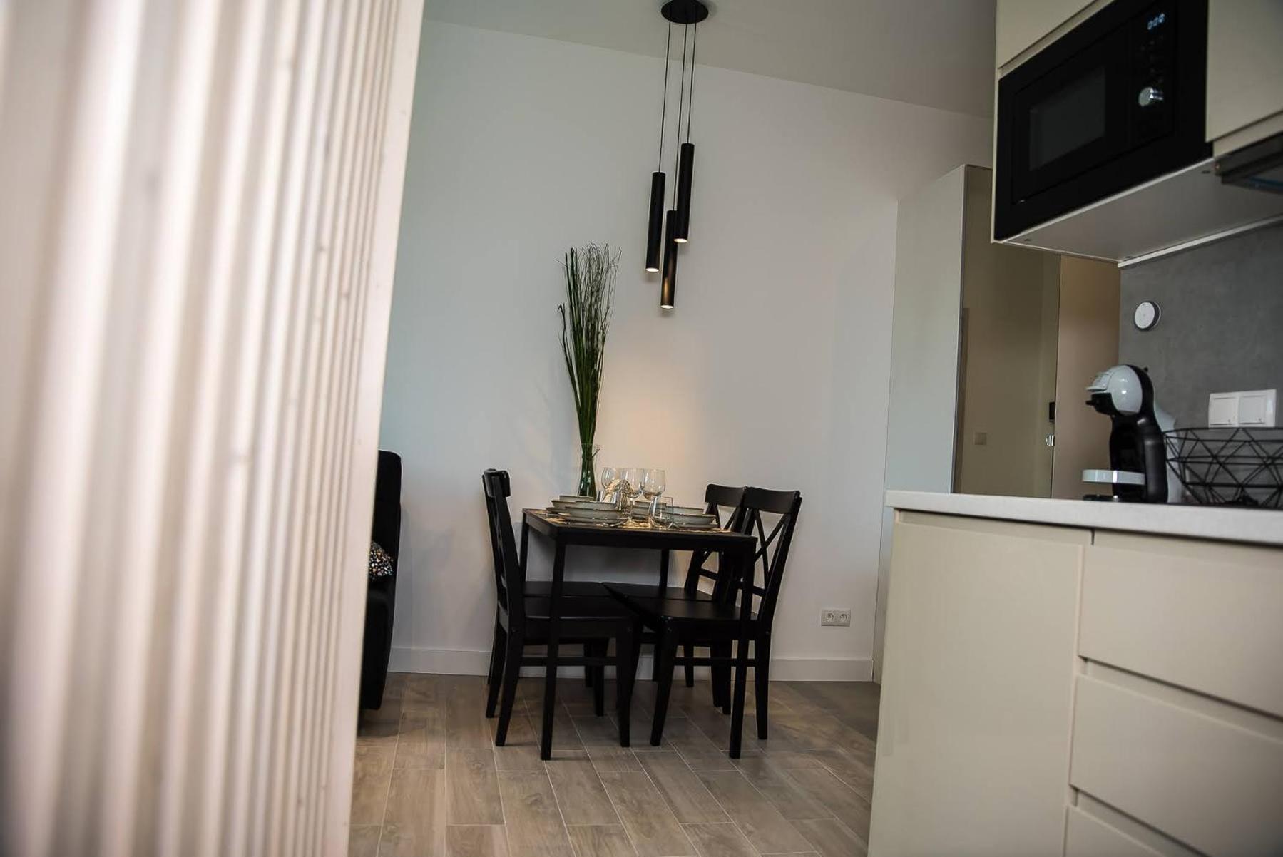 EASY RENT Apartments -BUSINESS CENTER 39 view 5