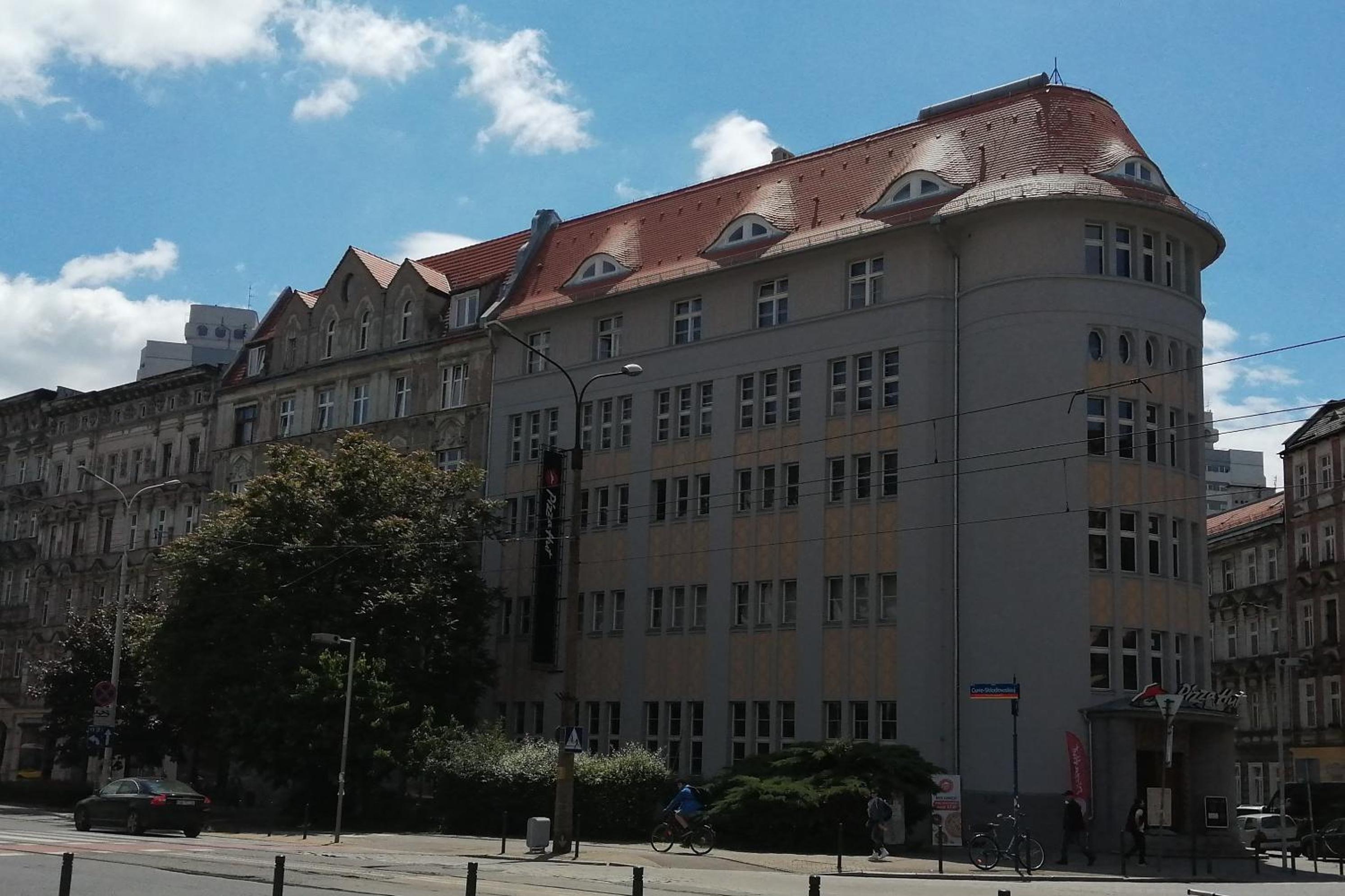 Max Berg Hostel