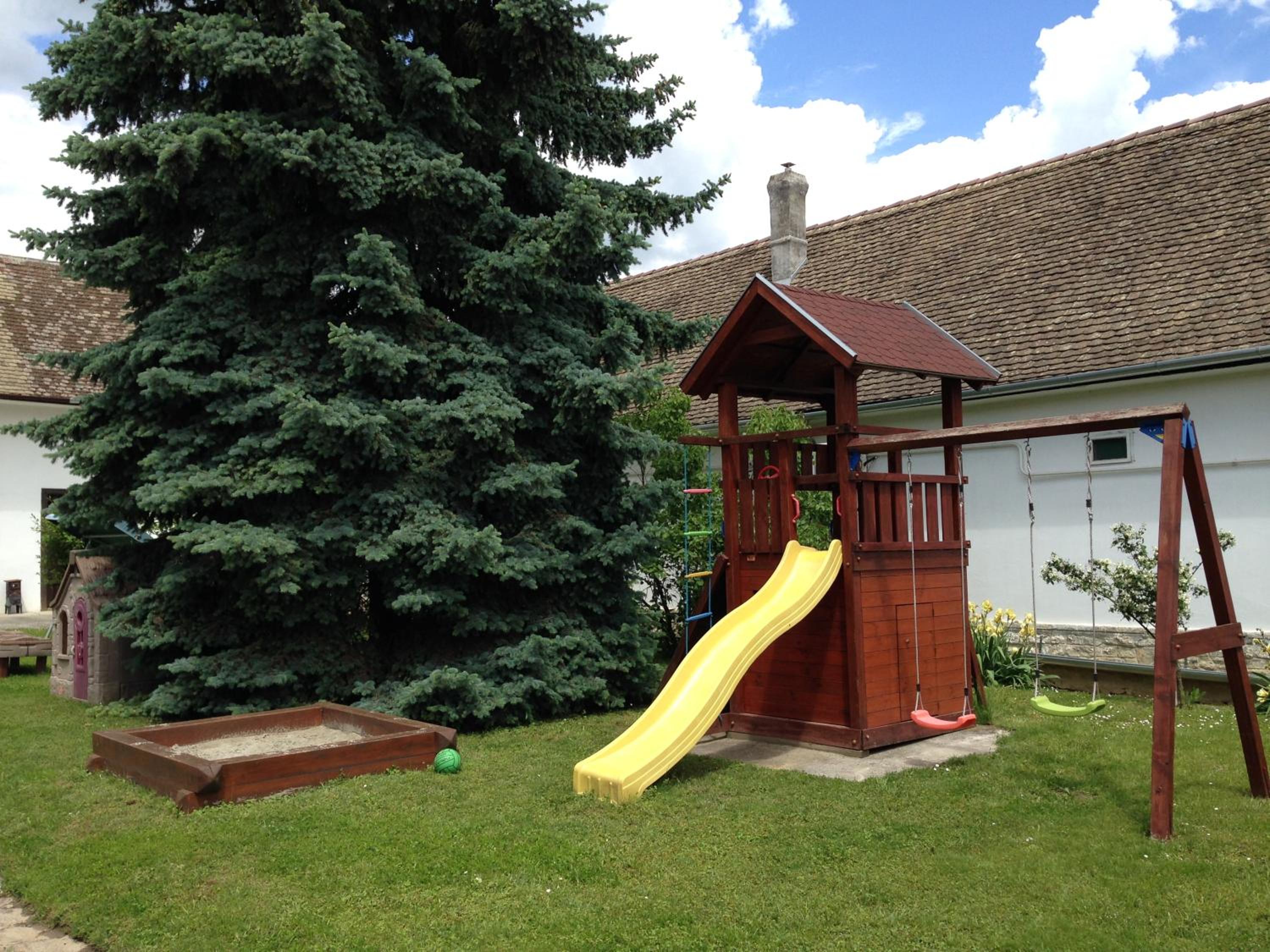 Photo 27