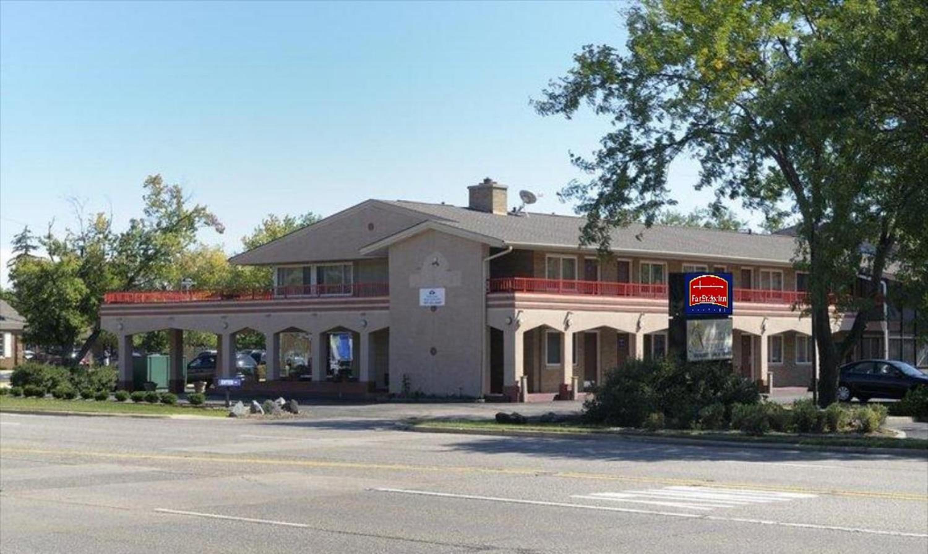 Fairbridge Inn Express - Barrington view 2