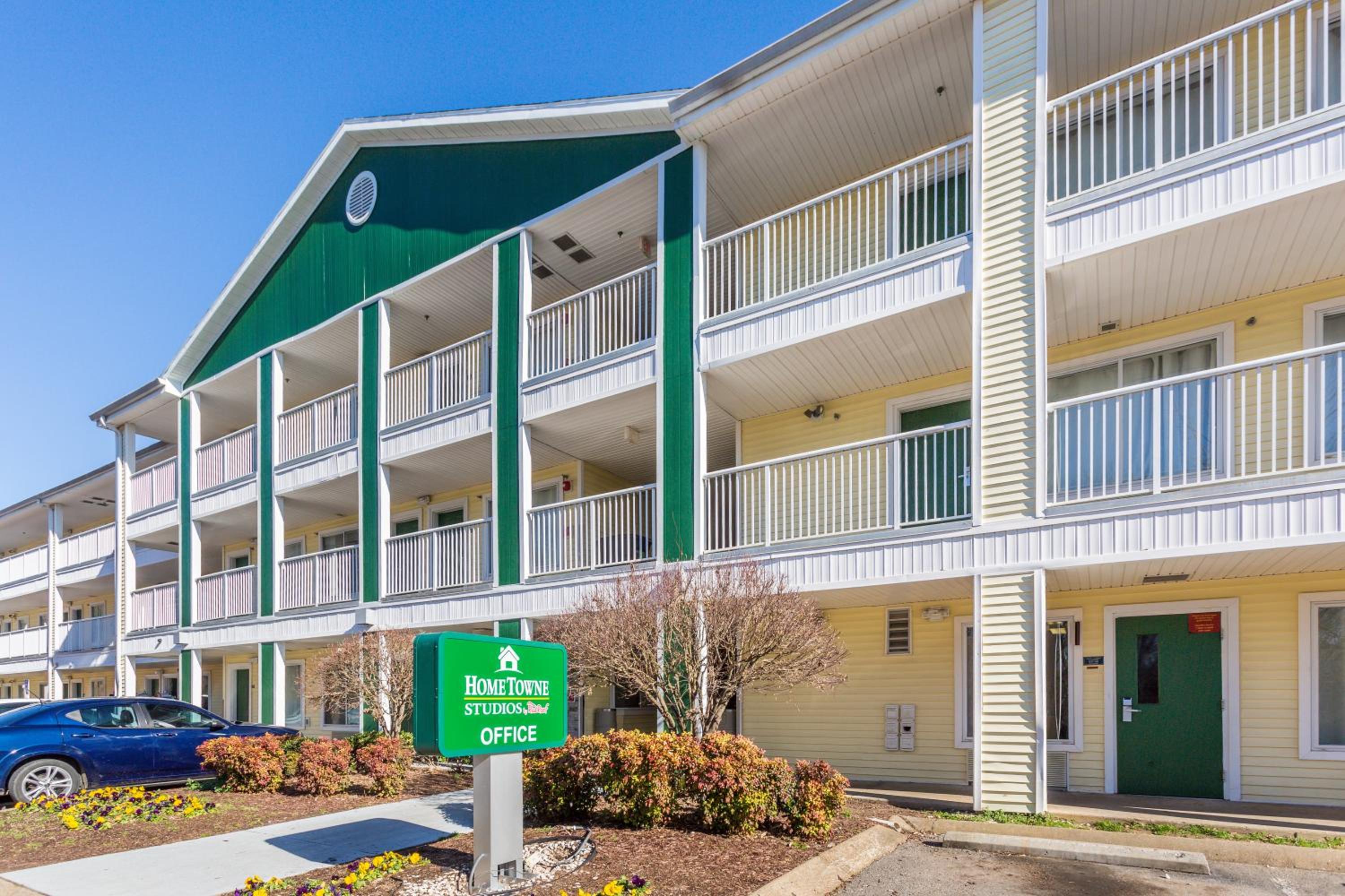 HomeTowne Studios by Red Roof Nashville - Airport/Briley Pkwy, Billede 5