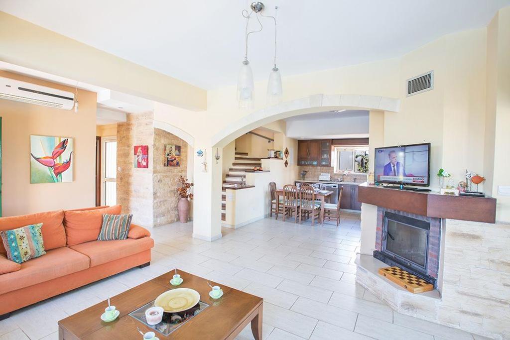 Villa Matronas Titan - Stunning 5 Bedroom Protaras Villa with Private Pool - Close to the Beach view 4