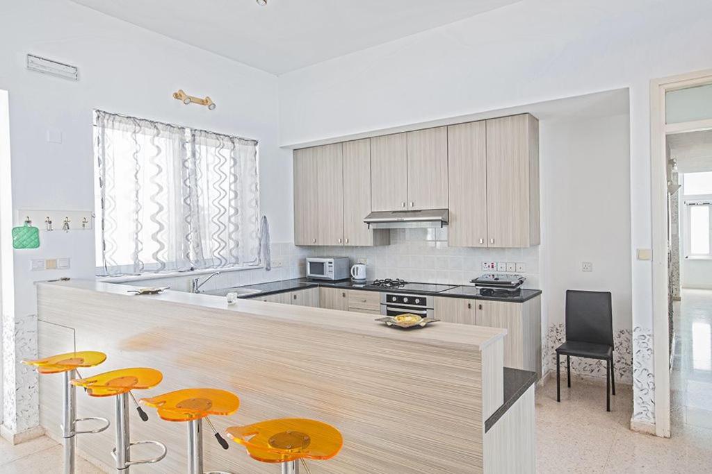Villa Mavris - Lovely 4 Bedroom Villa with Private Pool in Central Ayia Napa