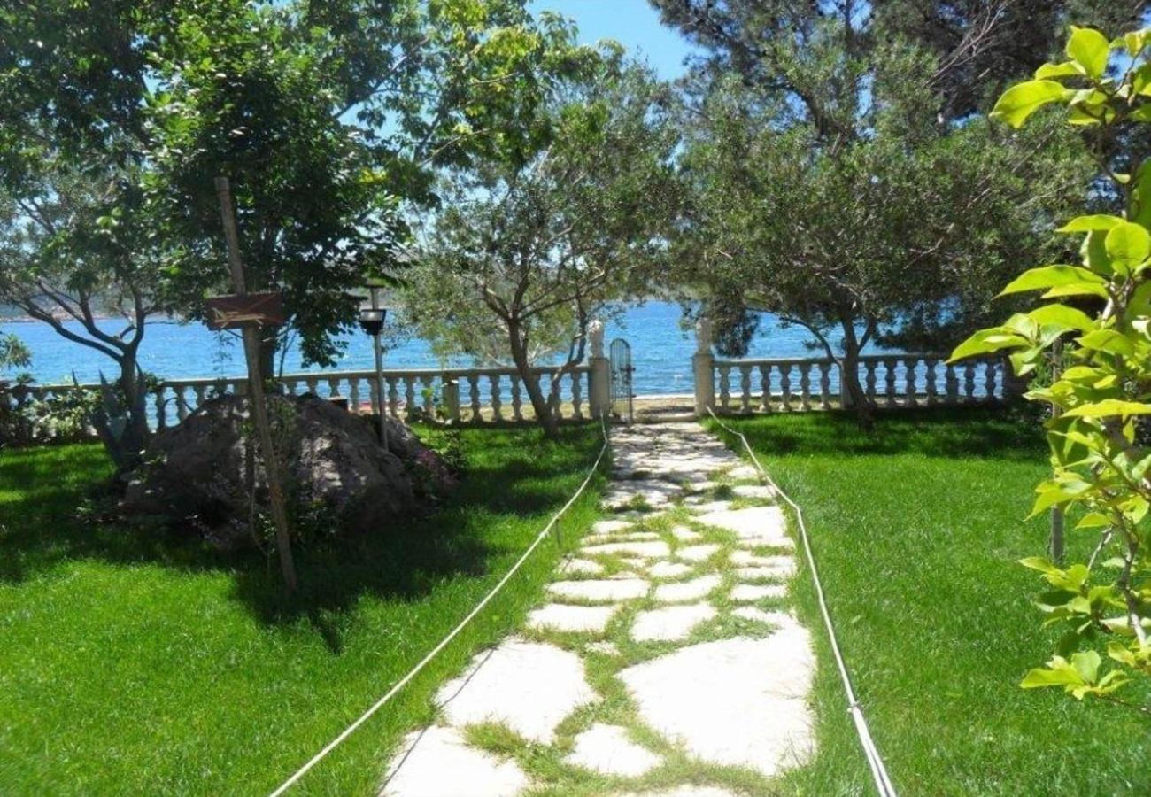 Apartments Ivan Z - 10 m from sea view 2