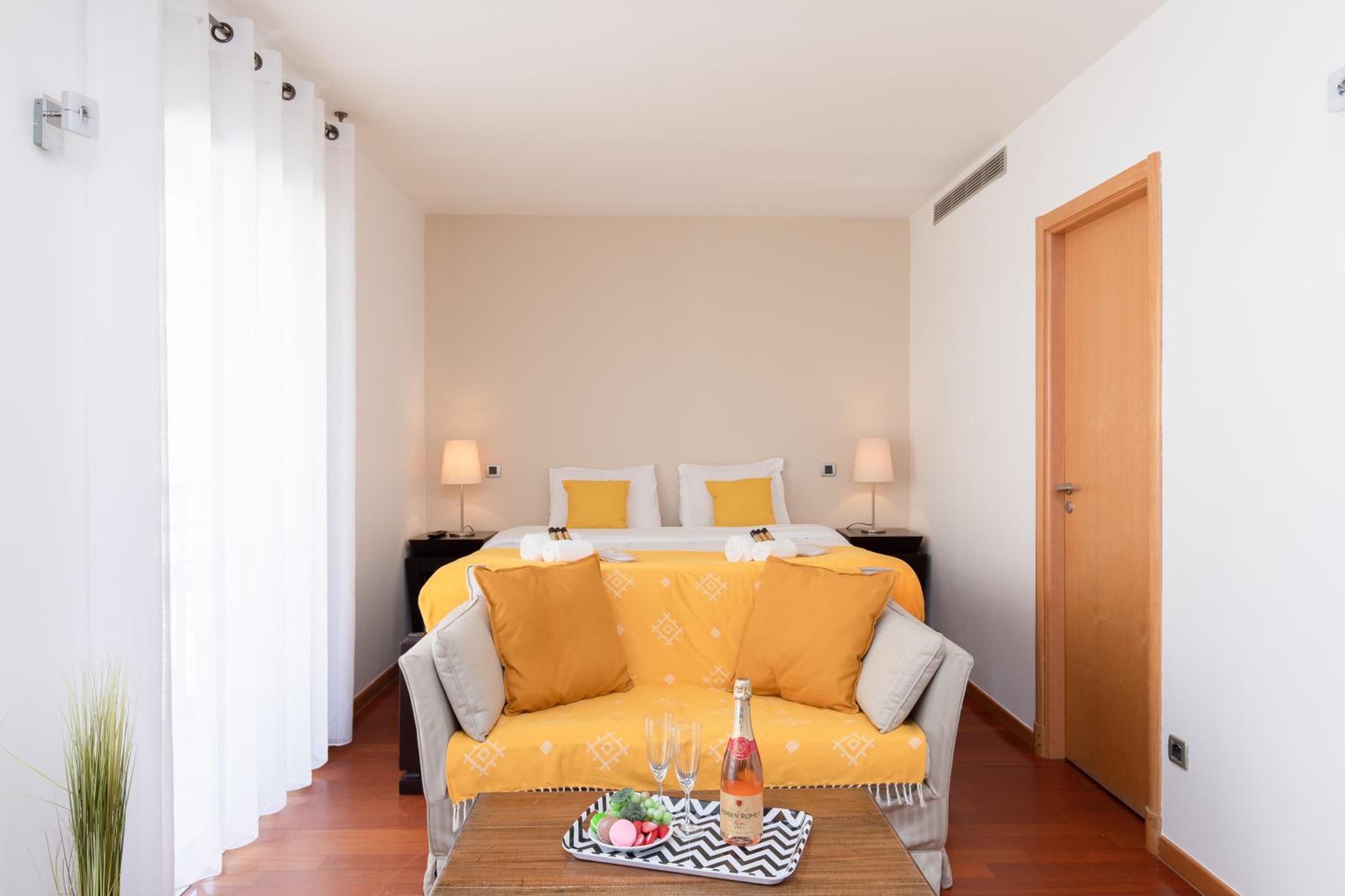 Pavillon Riviera YourHostHelper