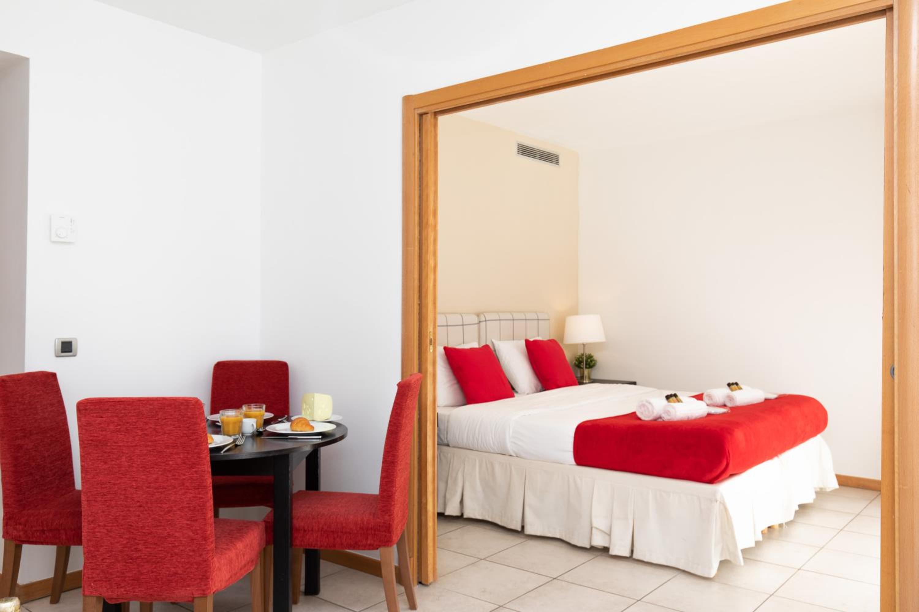 Pavillon Riviera YourHostHelper