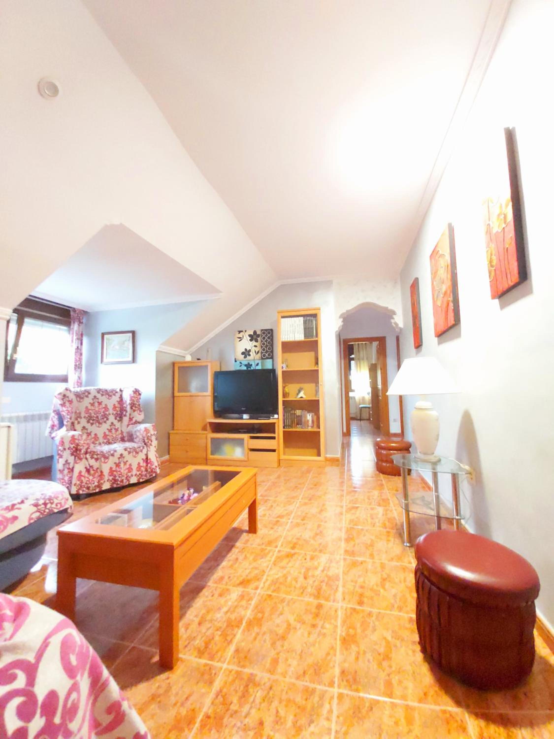 Casa Laurel 1 view 4