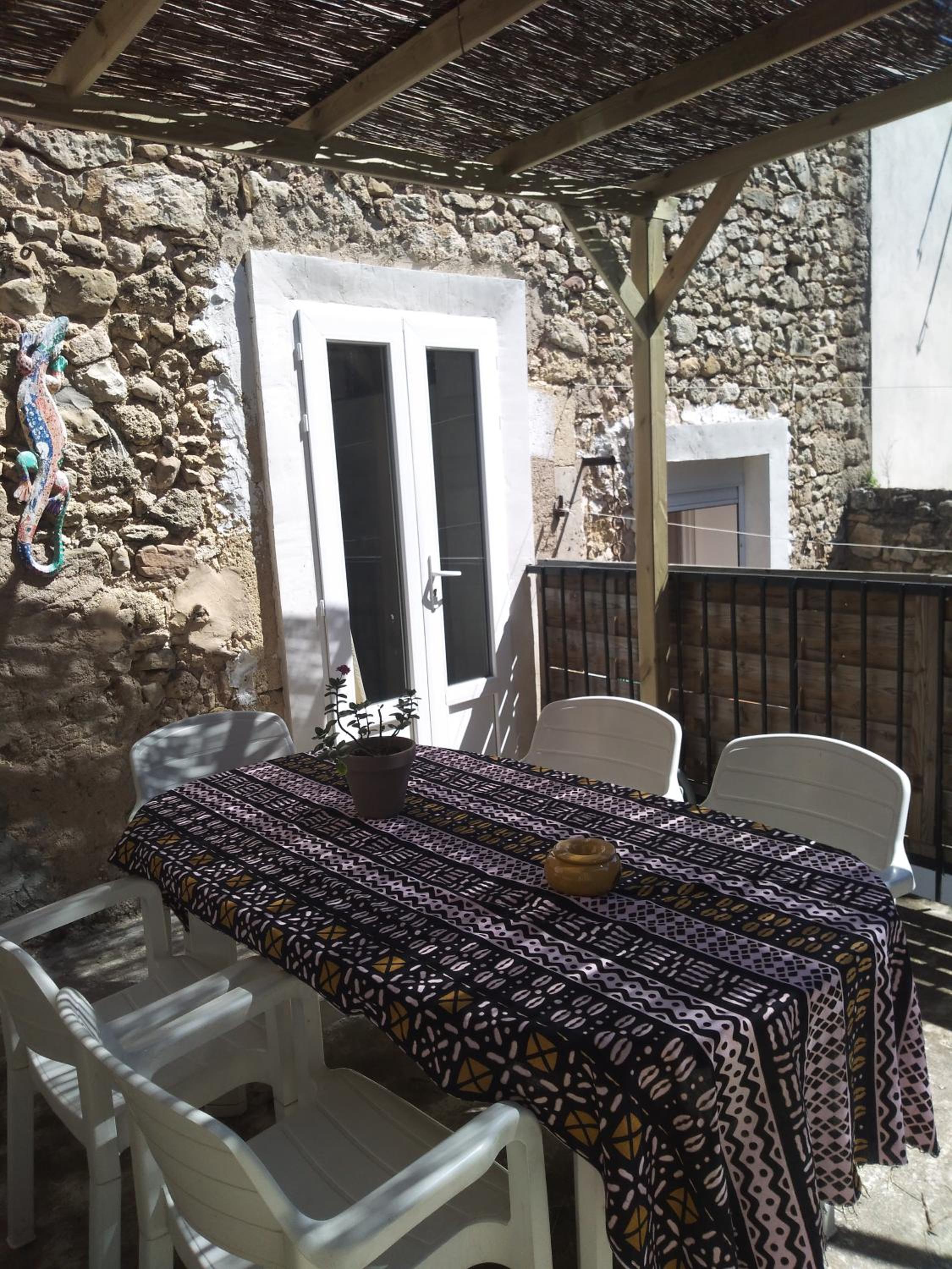 la Porte bleue view 4