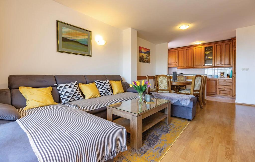 Apartman Mikulić Makarska view 2