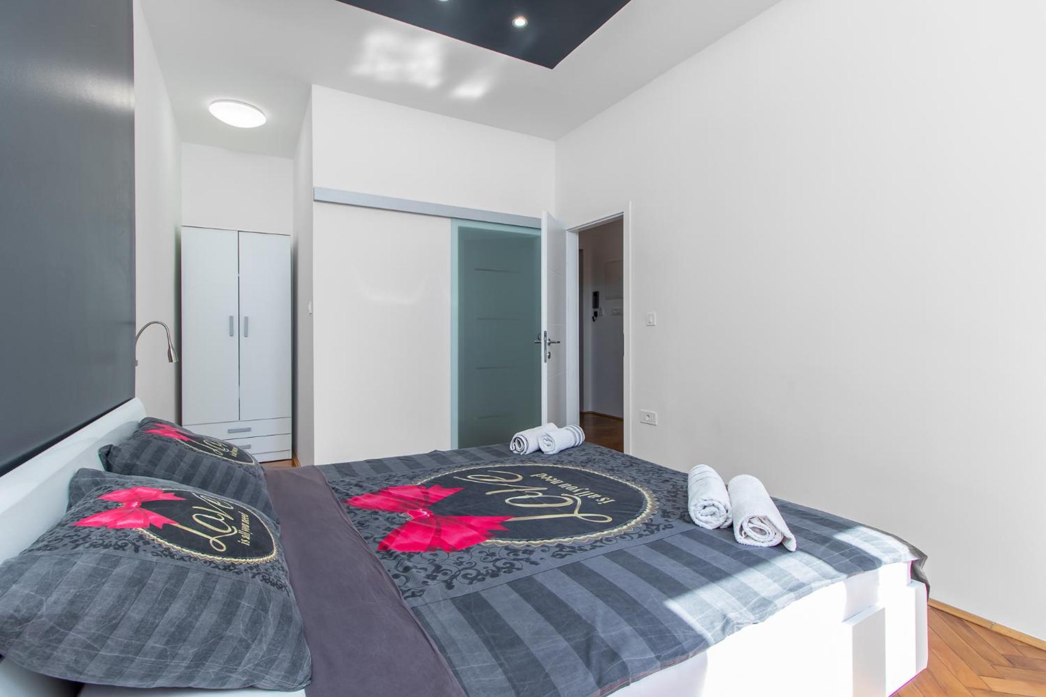 Apartmani Dada view 3