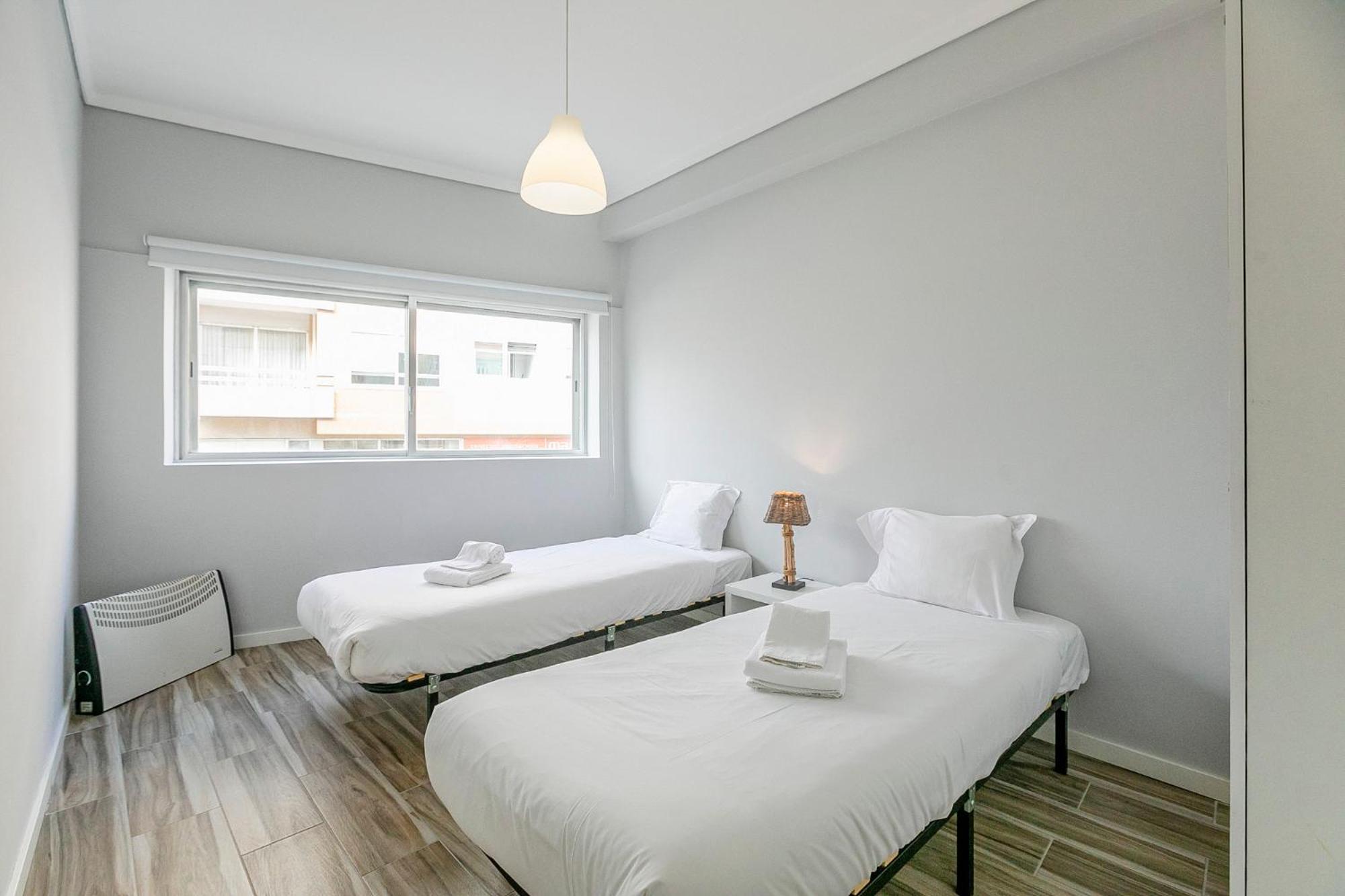 Porto Stanza - 1BR Flat Downtown with Patio by LovelyStay view 2