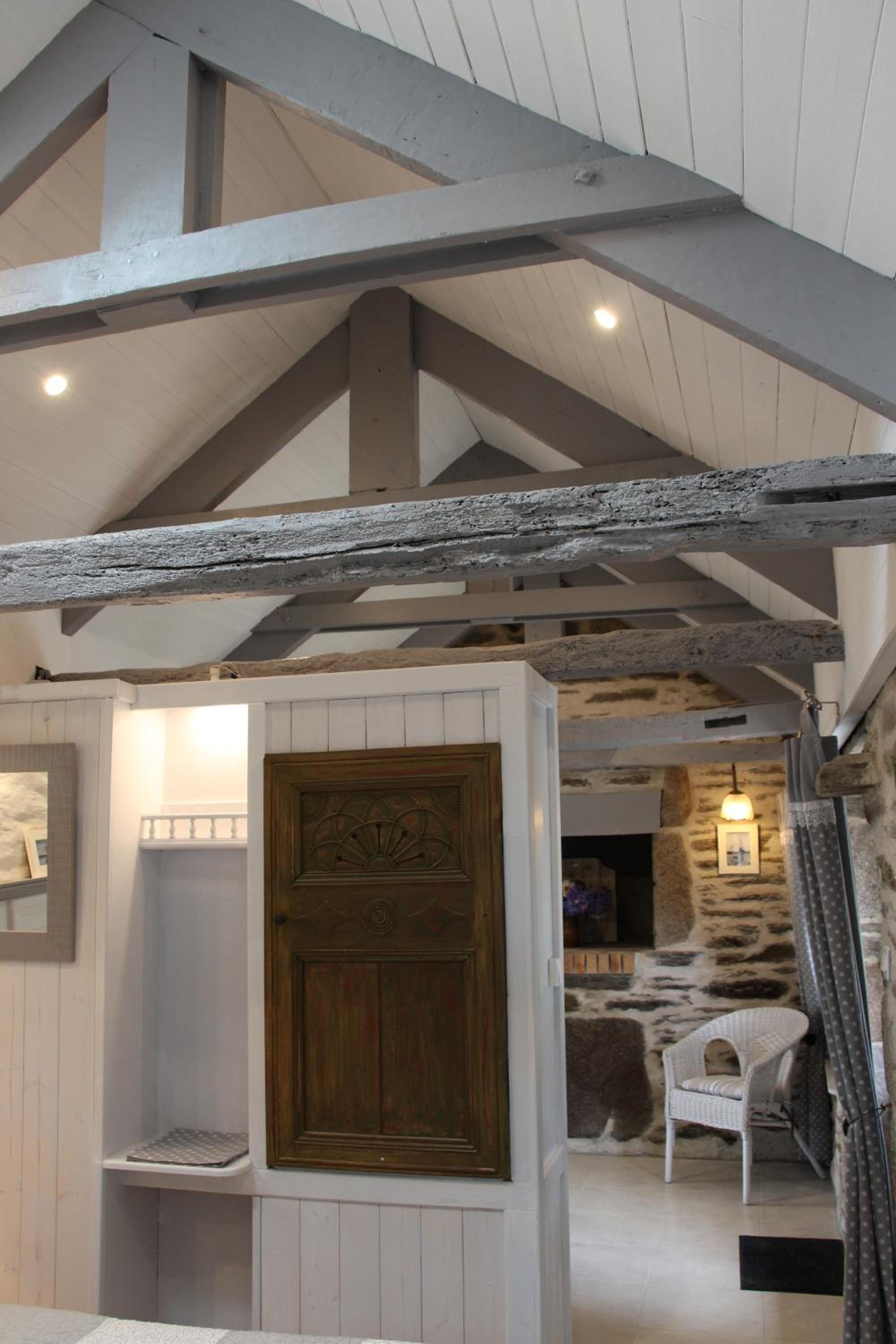 Auberge de Keringar view 3
