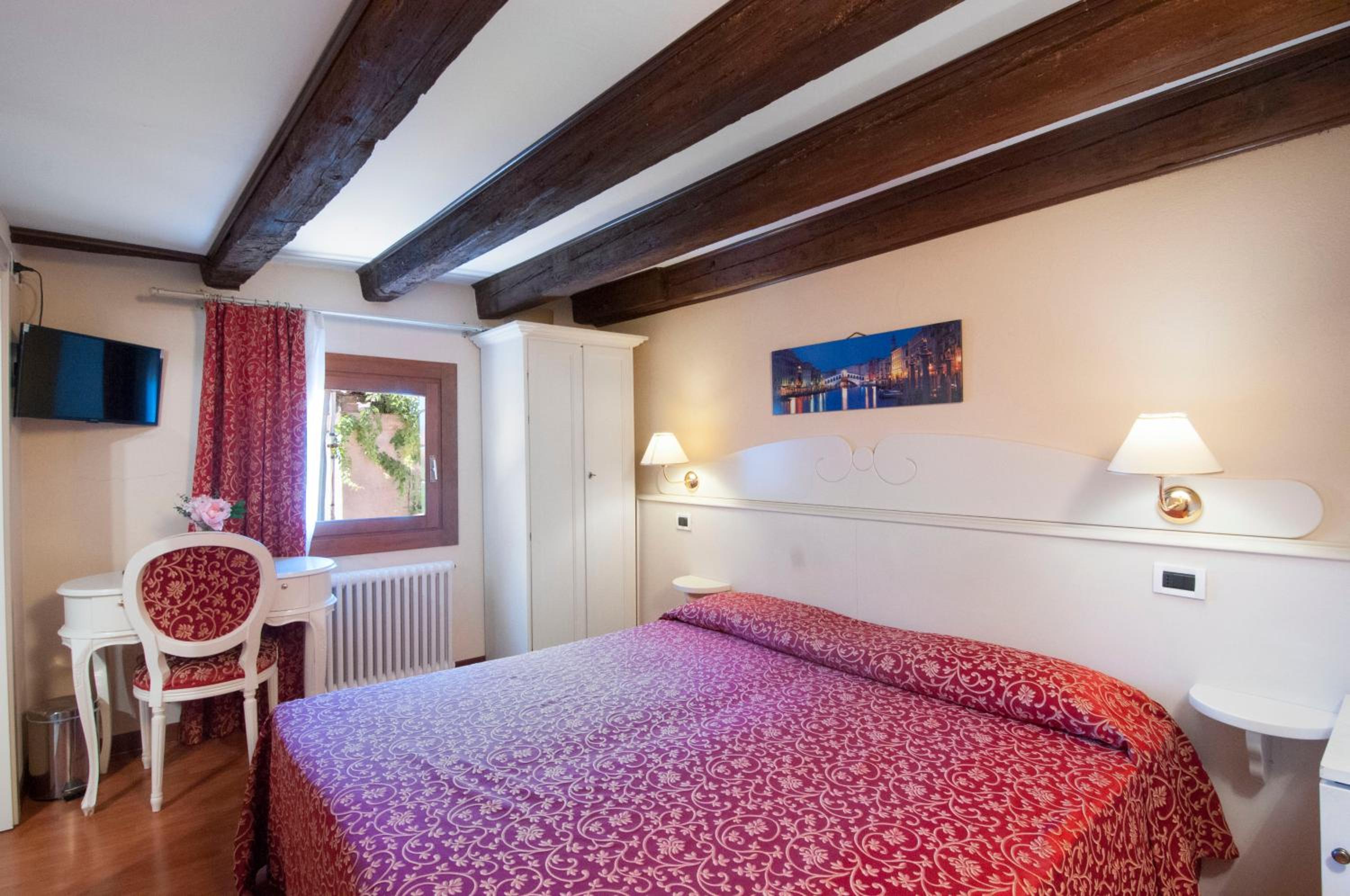 Venice Resorts Guest House