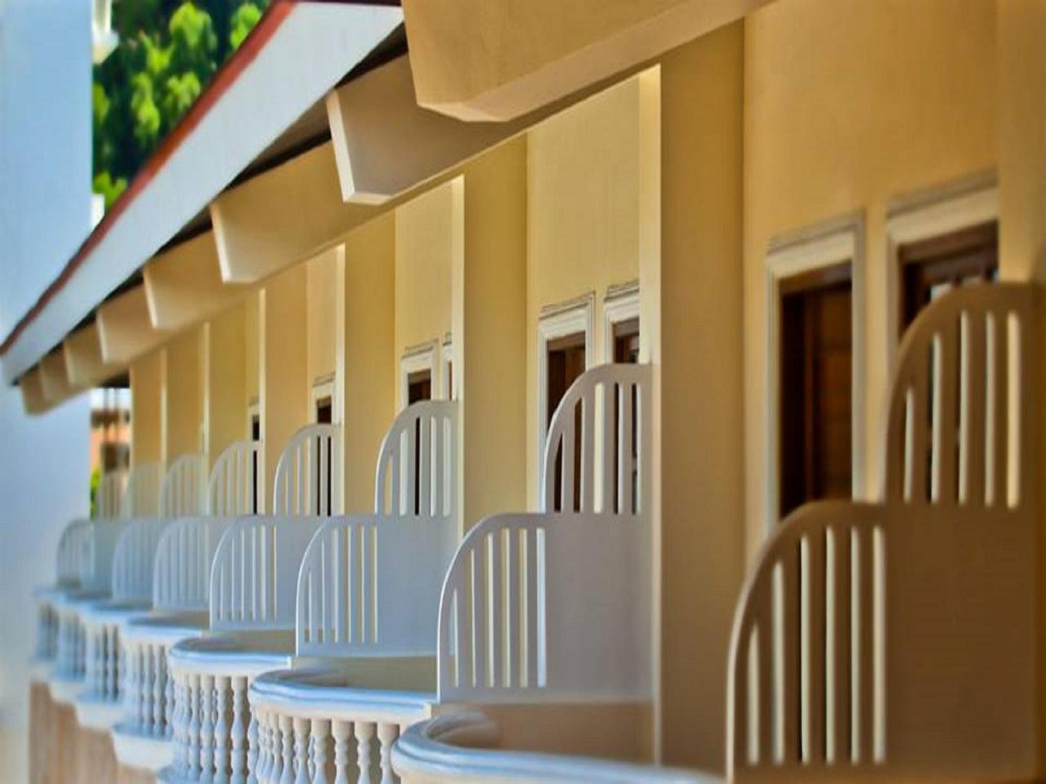 balcony