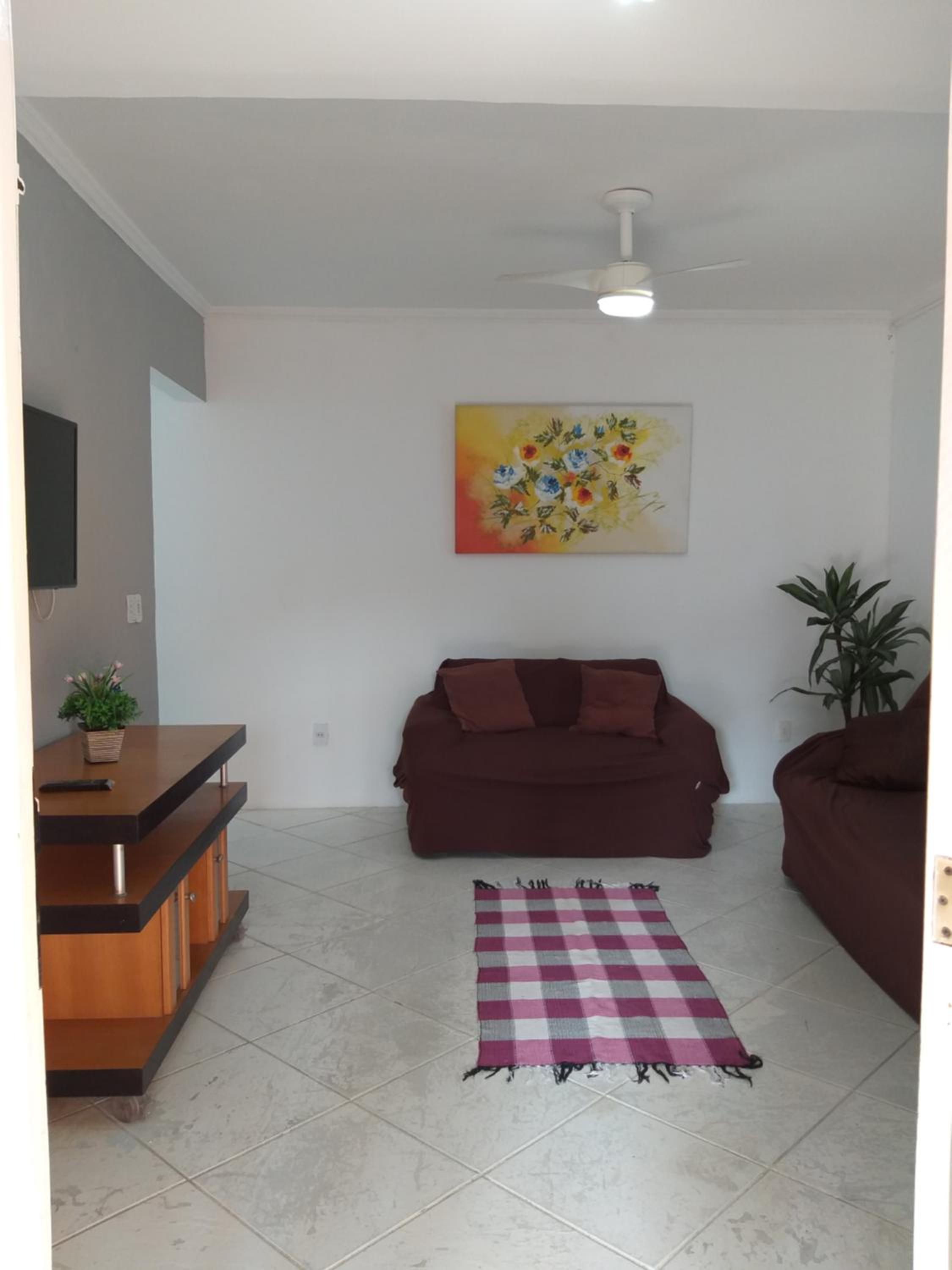 CASA DE FÉRIAS PRAIANA