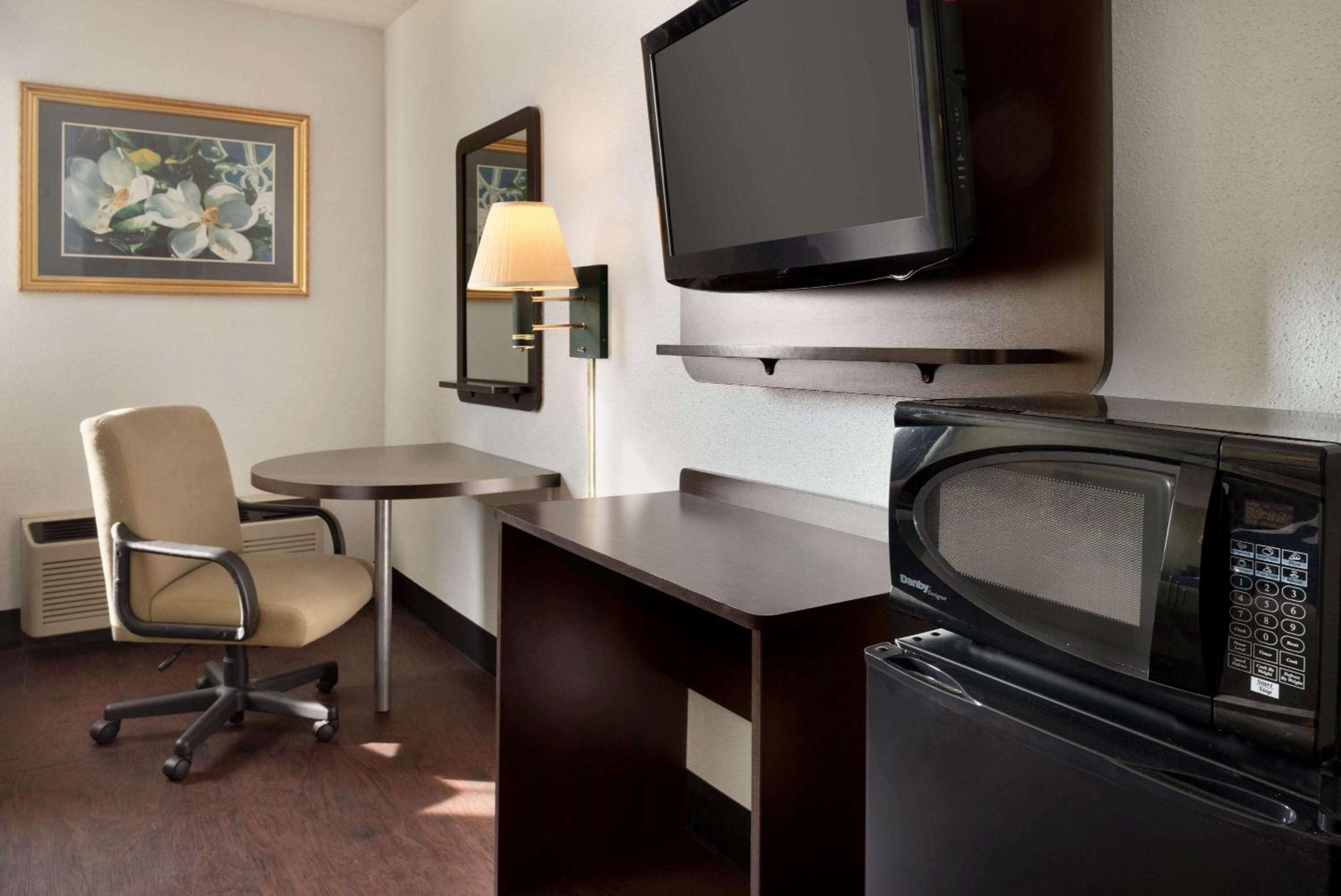 Travelodge by Wyndham Zanesville, Photo 5