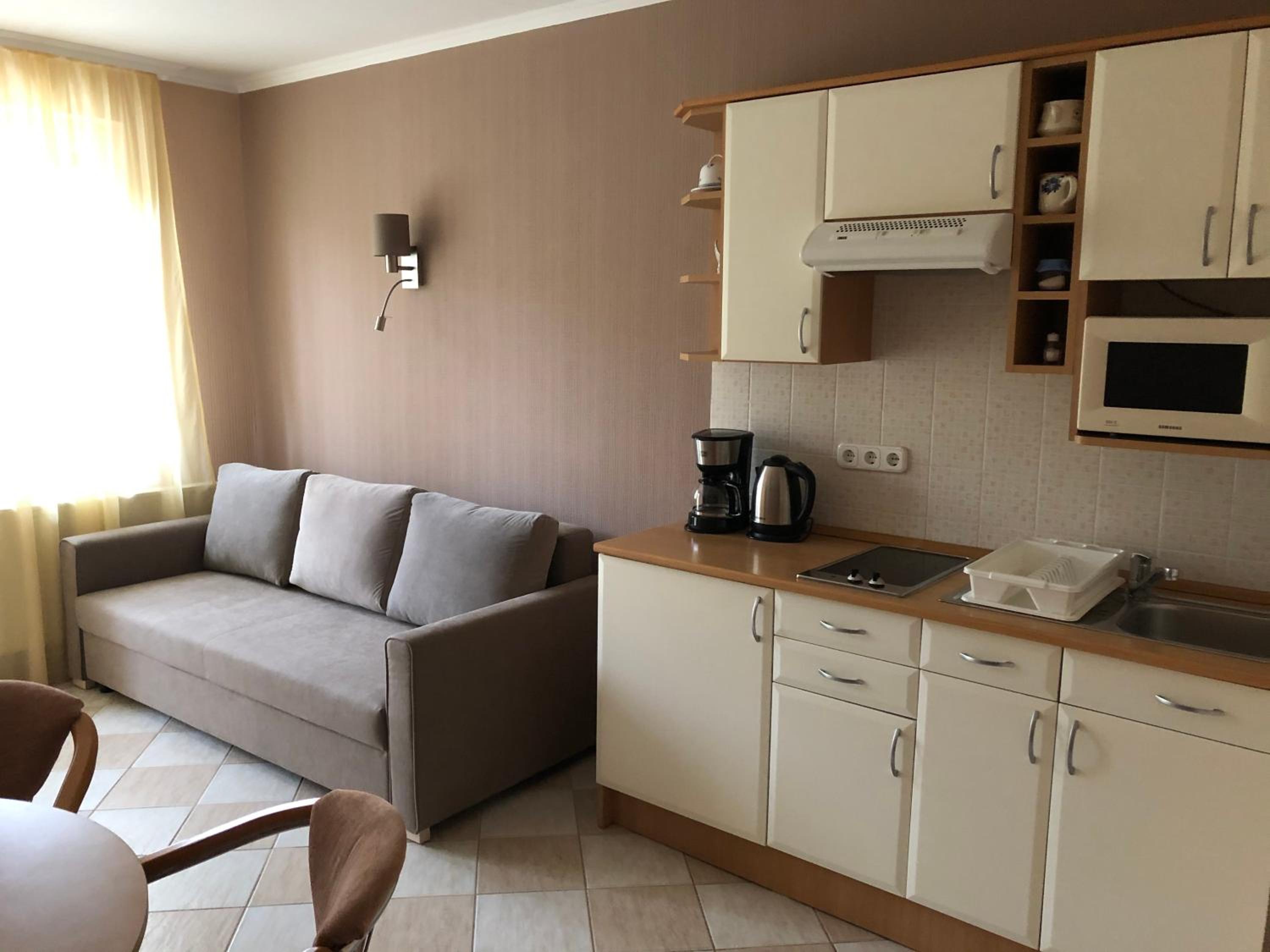 József Apartments House view 5