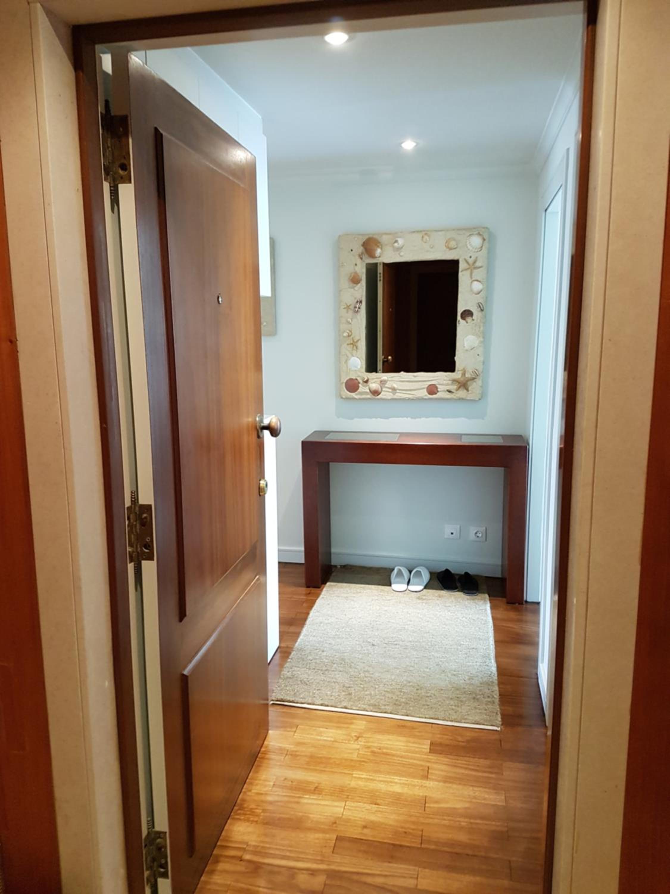 Hotel Facing The Sea