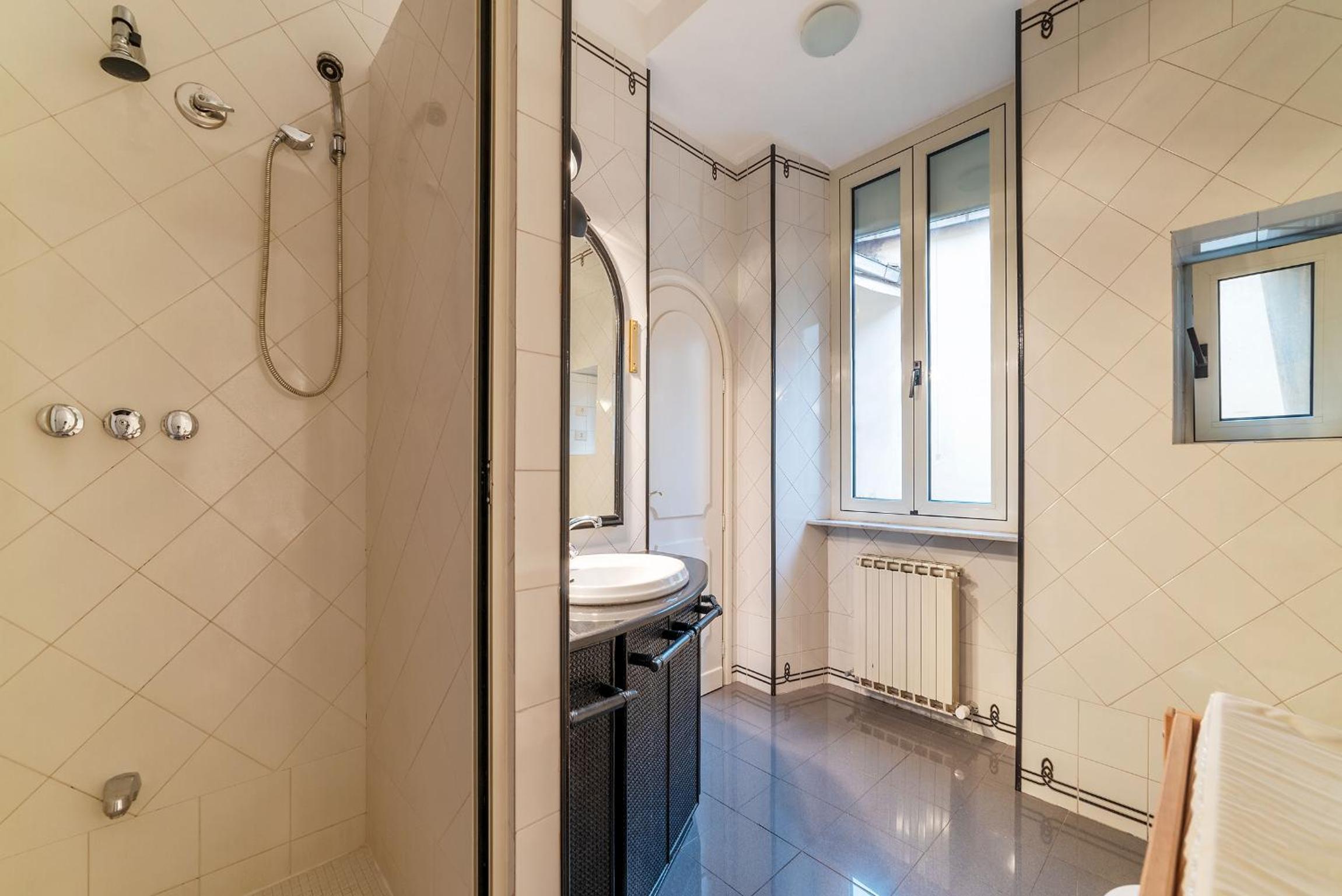 Casa Isabella al Colosseo - FromHometoRome
