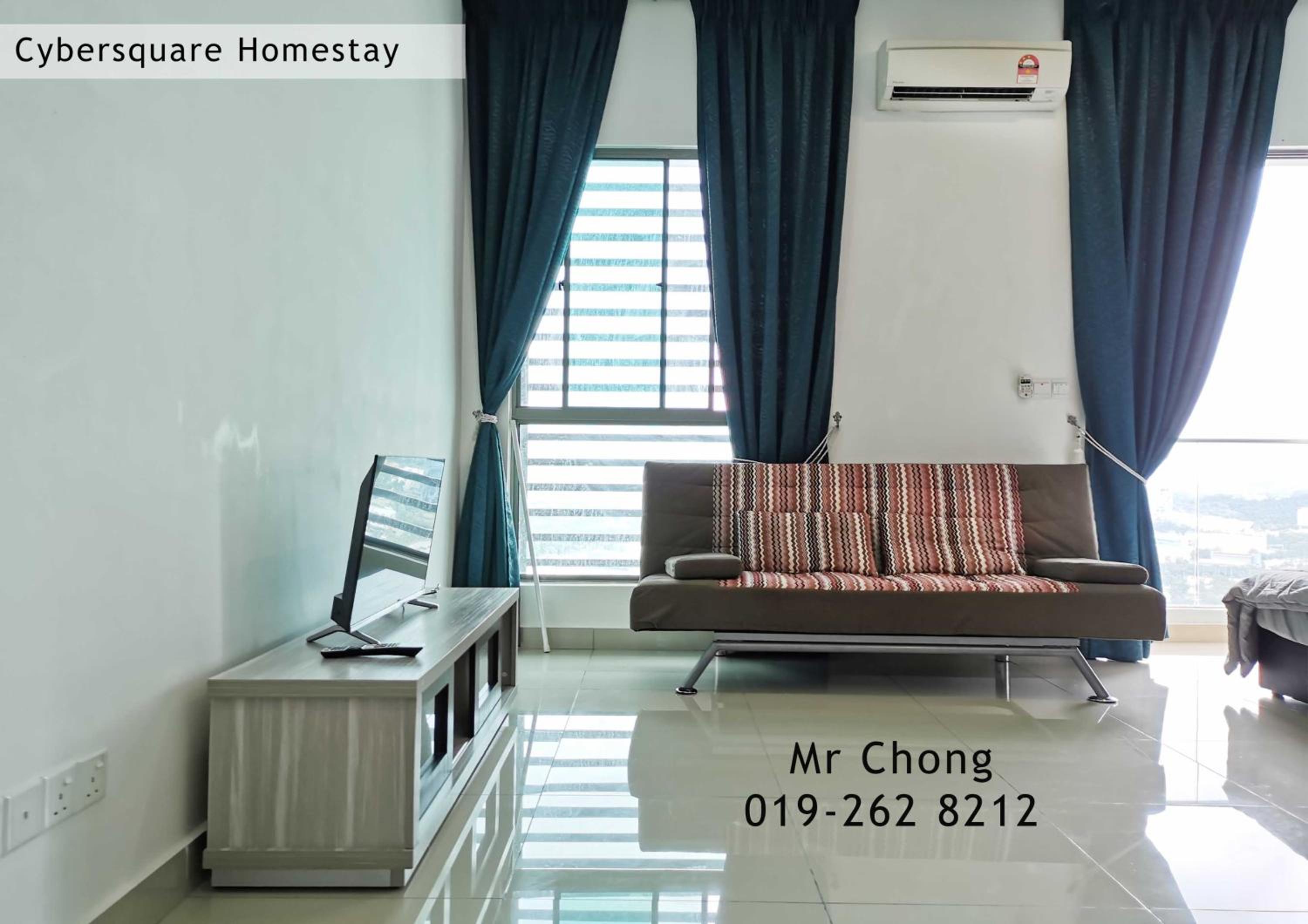 Cybersqaure Studio Suites with Netfilx @10 min walking distance to McD photo 4