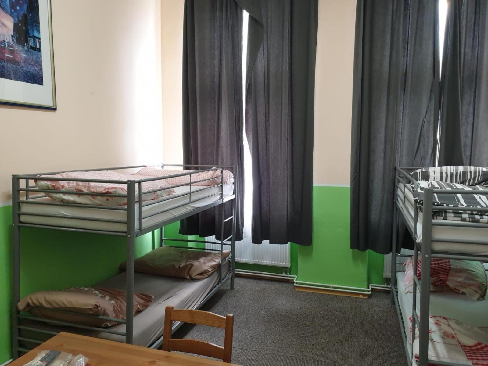 Mir hostel
