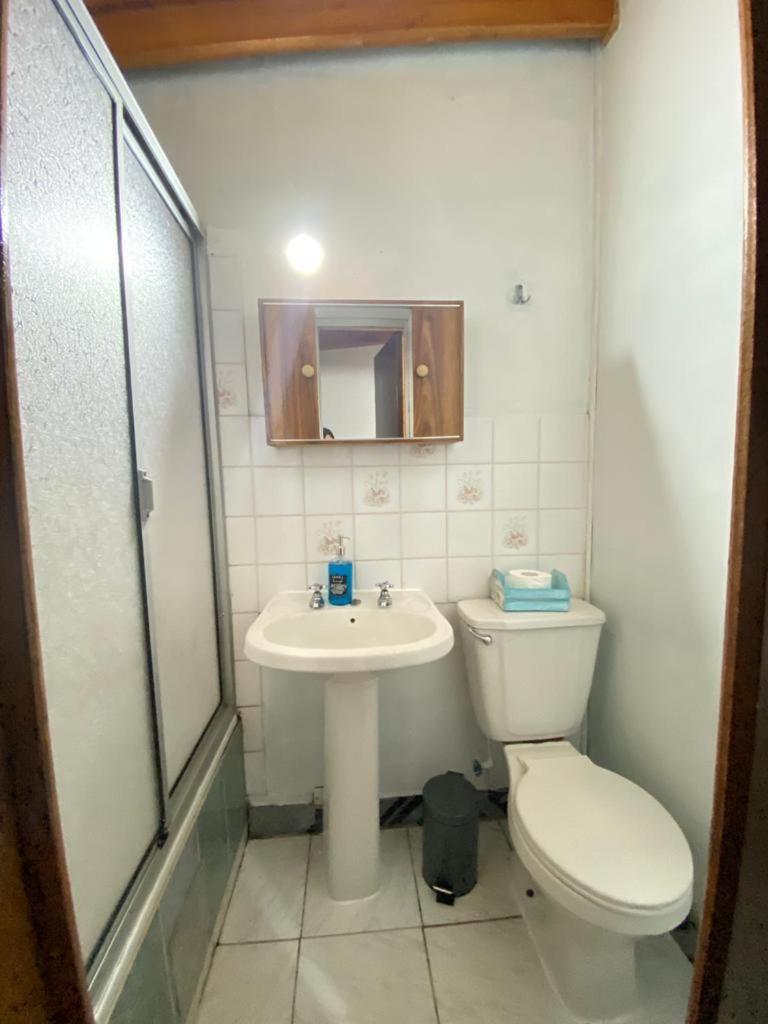 Hostal Traveland view 3