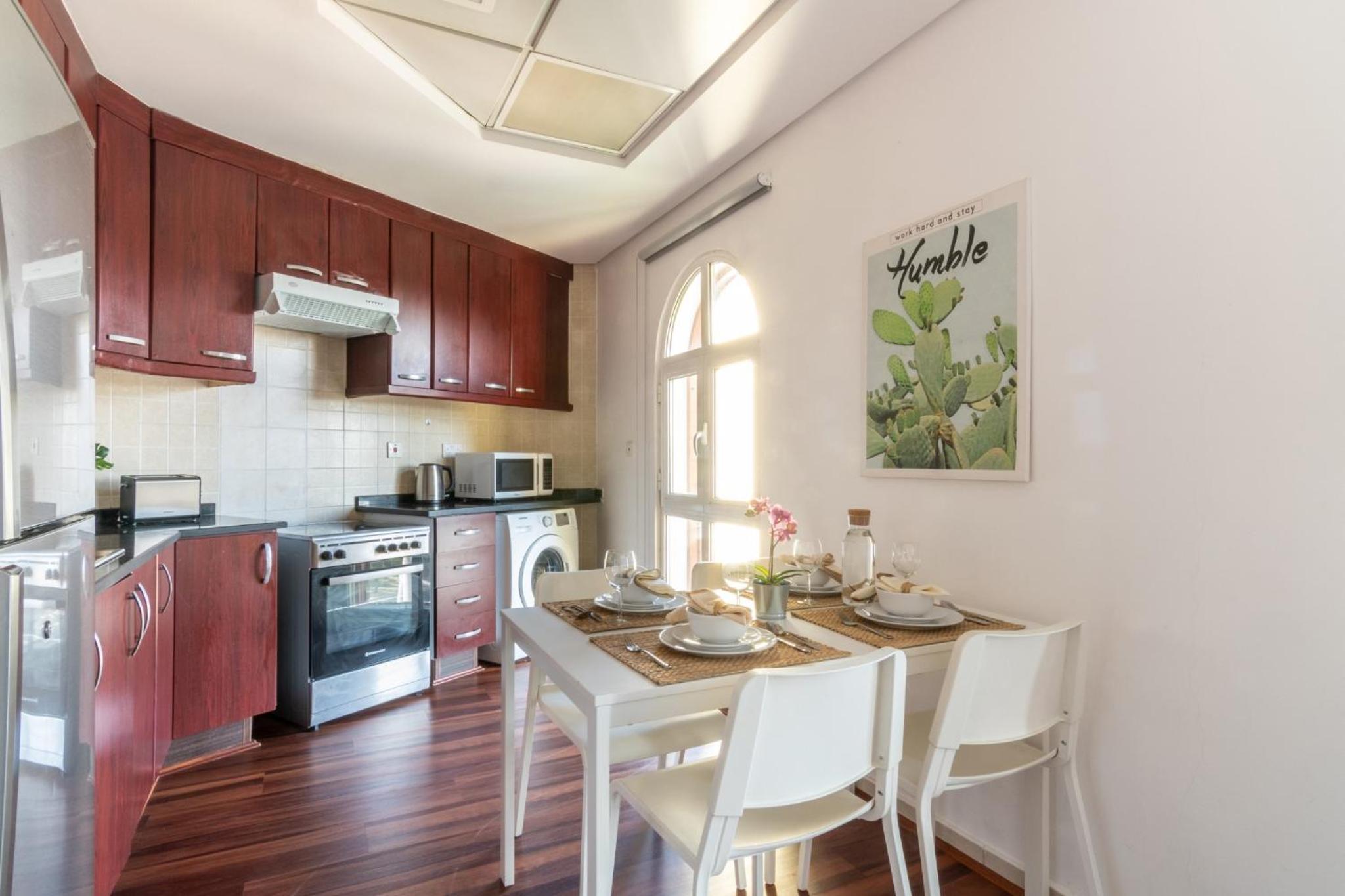 The Smart Concierge - Discovery Gardens street 4