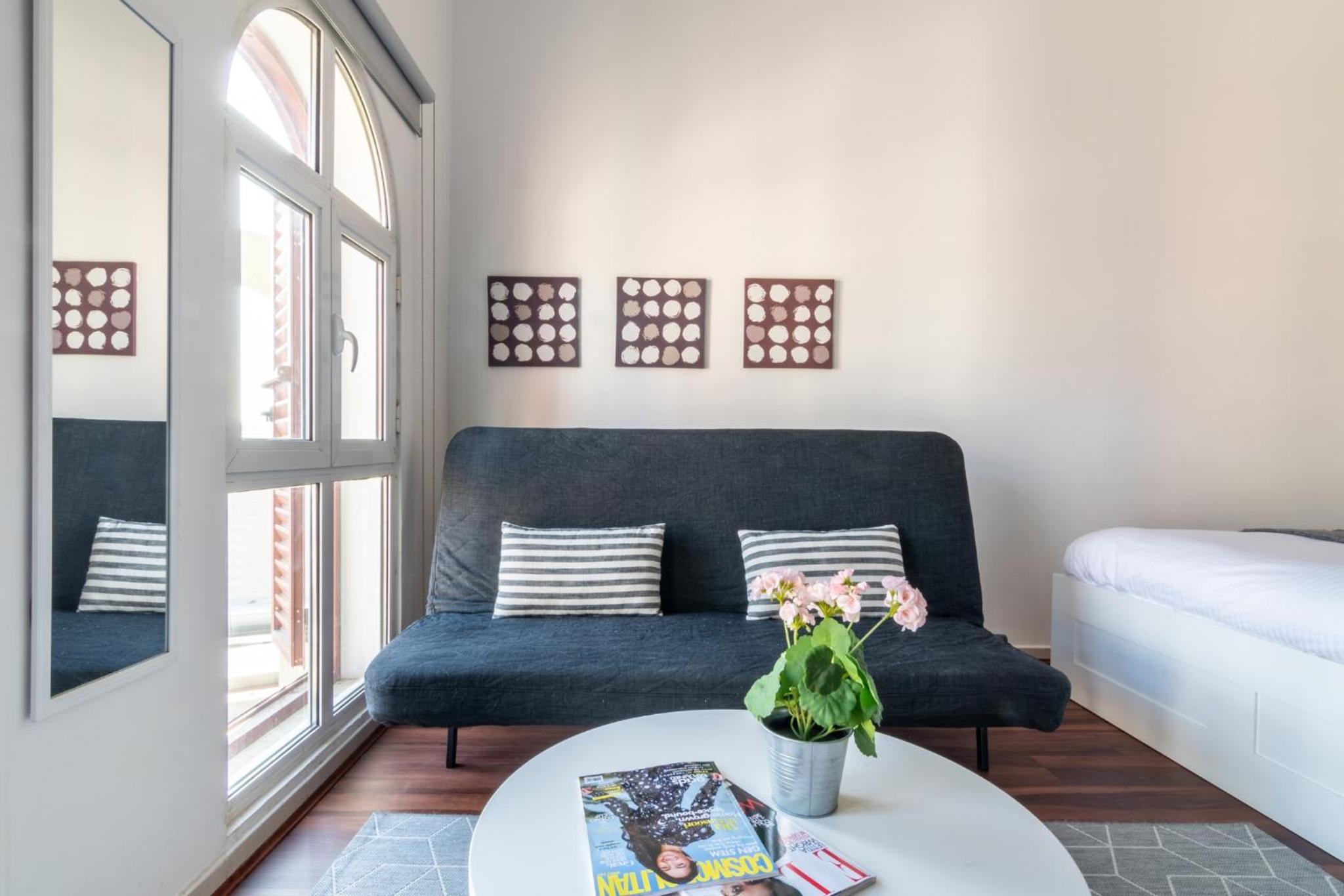 The Smart Concierge - Discovery Gardens street 4