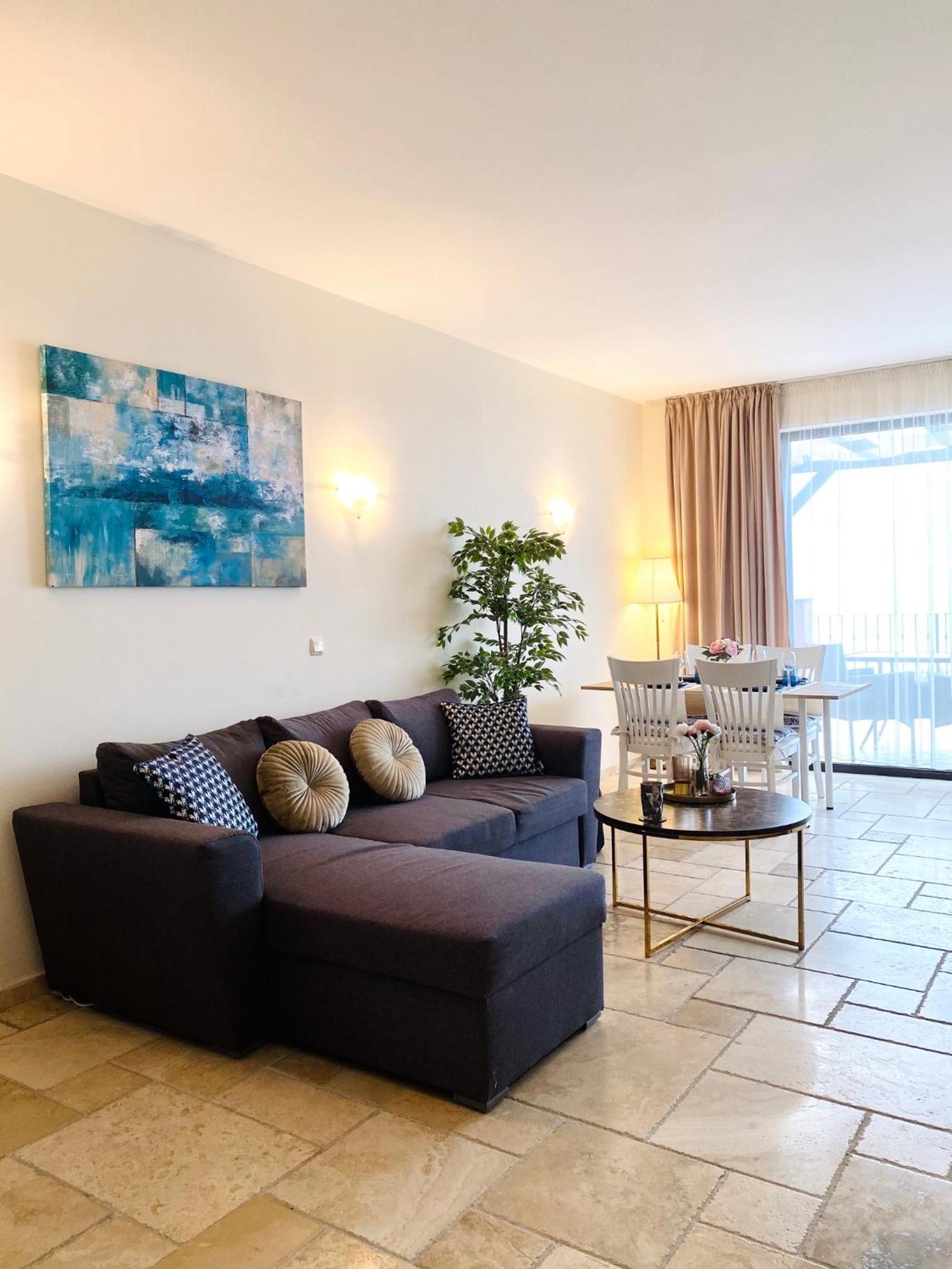 Sea Bay View Apartment