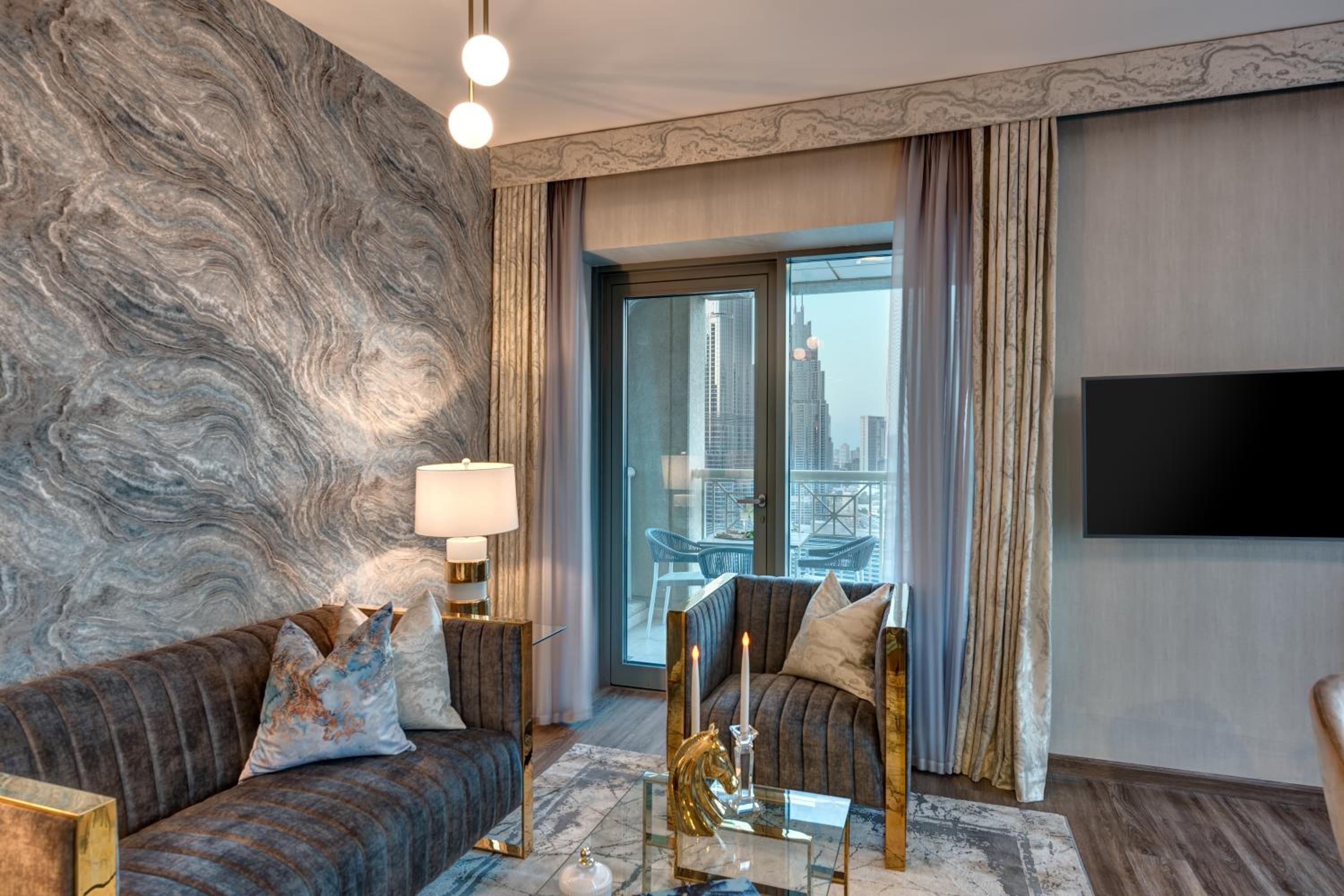 Durrani Homes - Designer 2BR Apt with stunning Burj khalifa and Fountain View