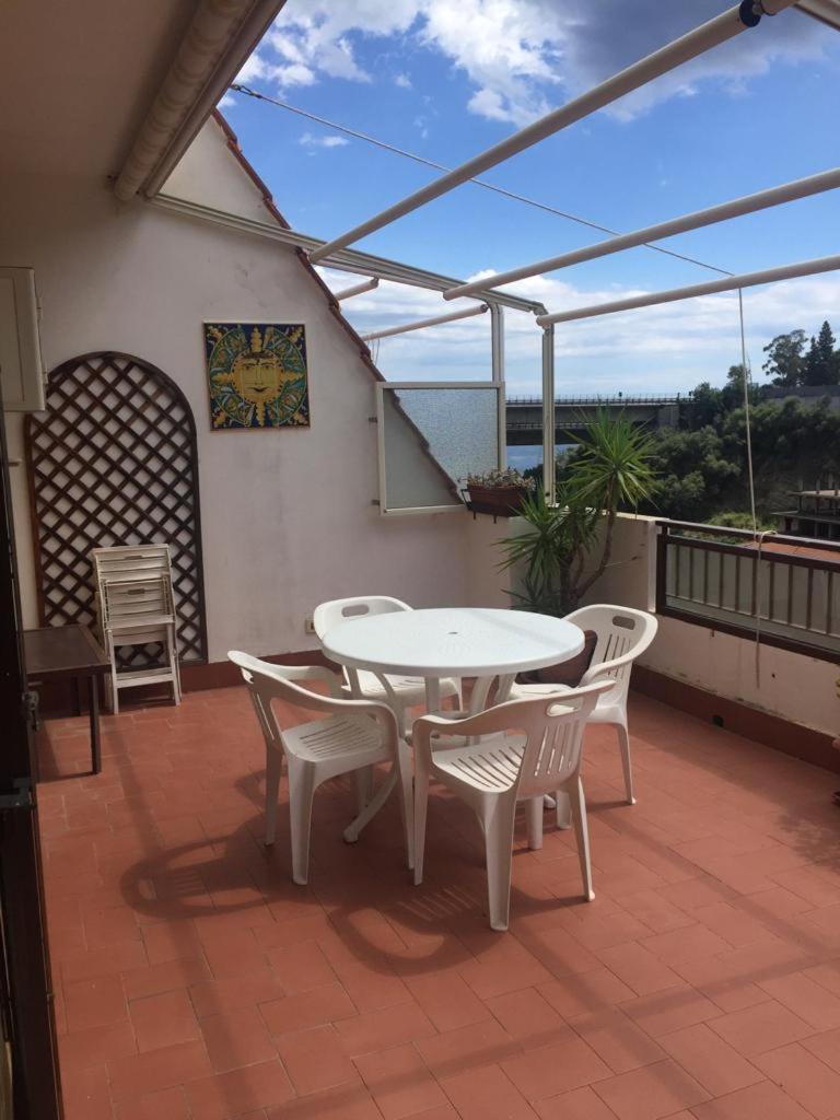 Estella Mare photo 3