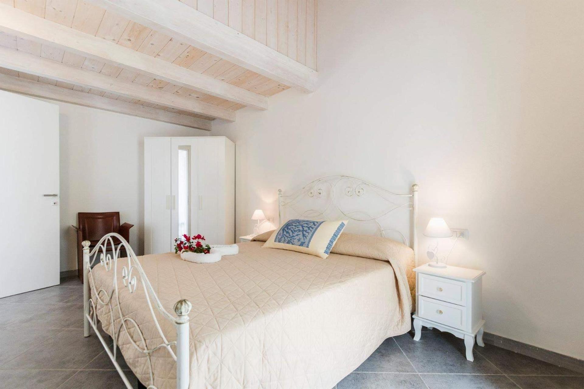 Photo 92
