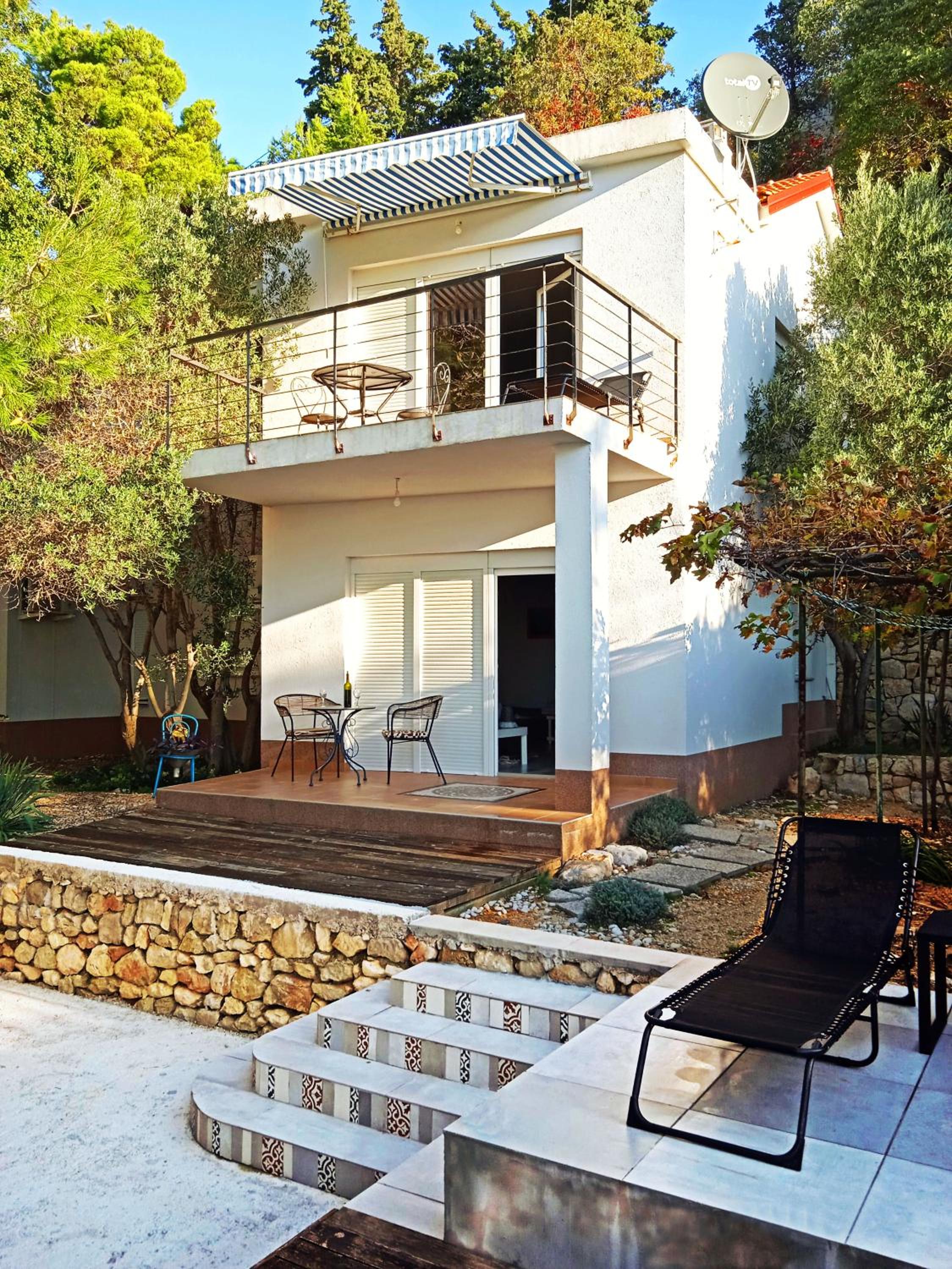 MaraMare Apartments