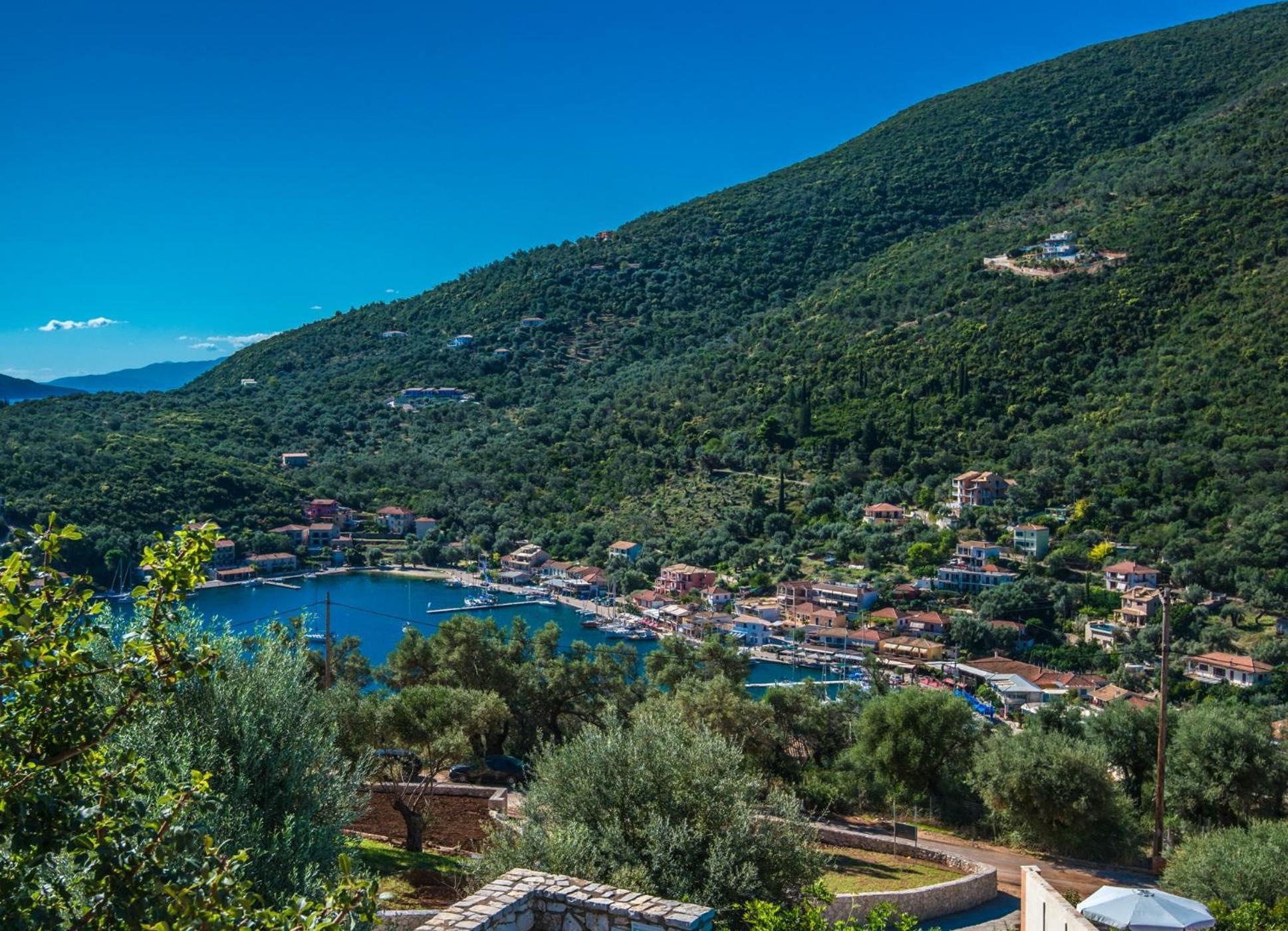 SivotaBayVillas Lefkada - 3 bedrooms villas with sea view & private pool — photo 4