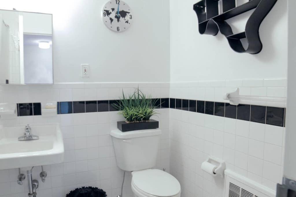 Elegant and Comfortable Stay view 2