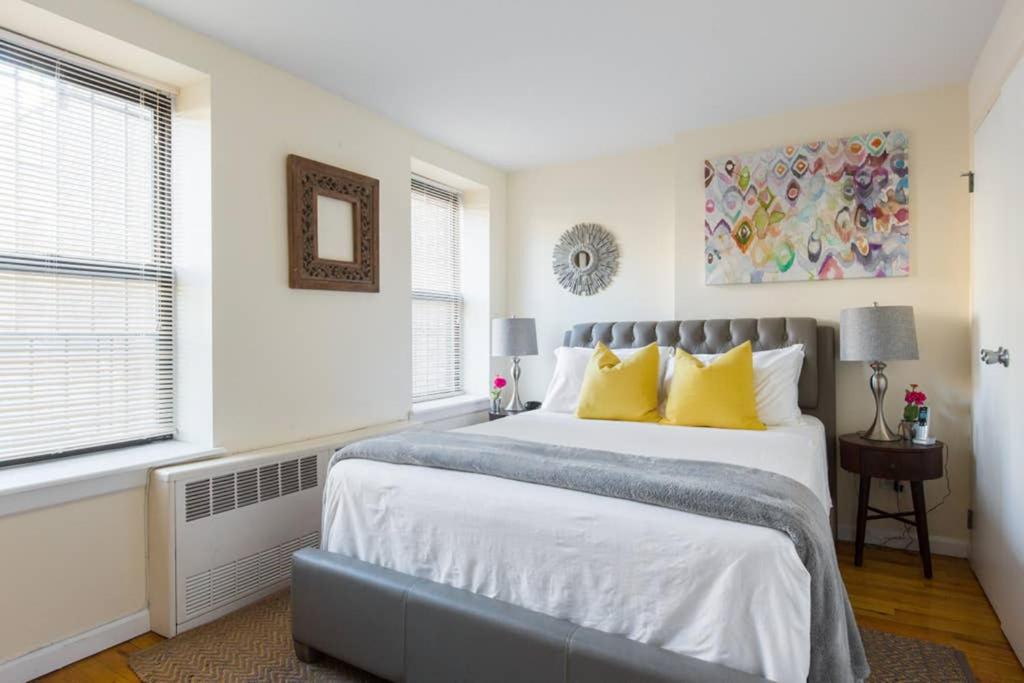 Elegant and Comfortable Stay view 3