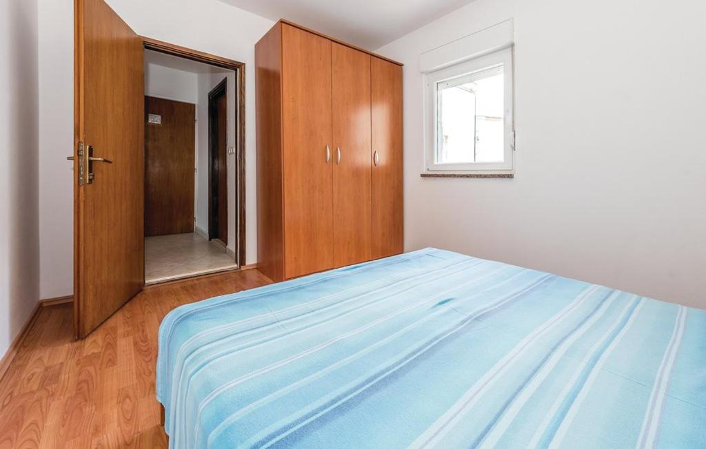 Apartments Lord Pirovac Croatia